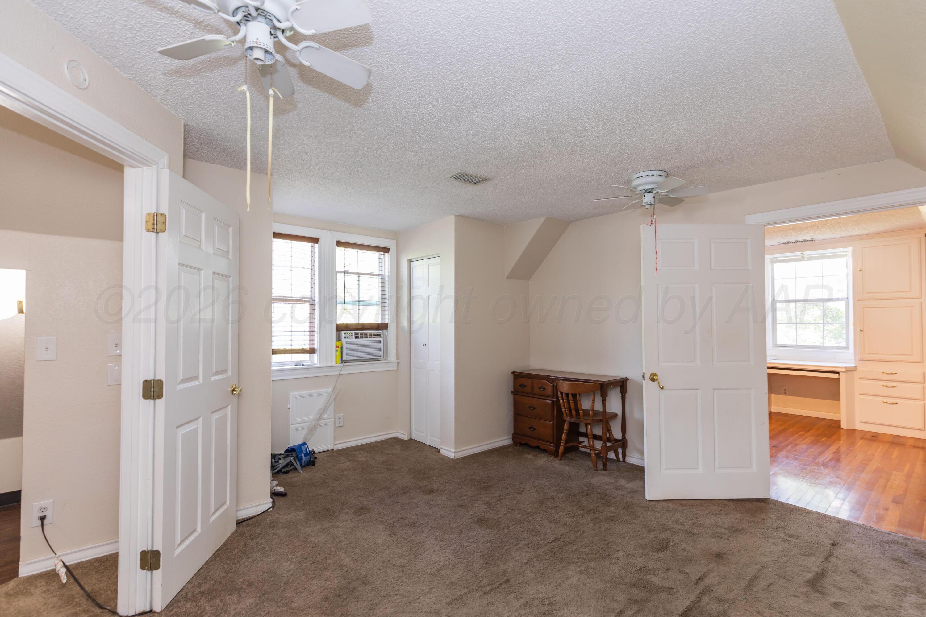 2422 5th Avenue Property Photo 18