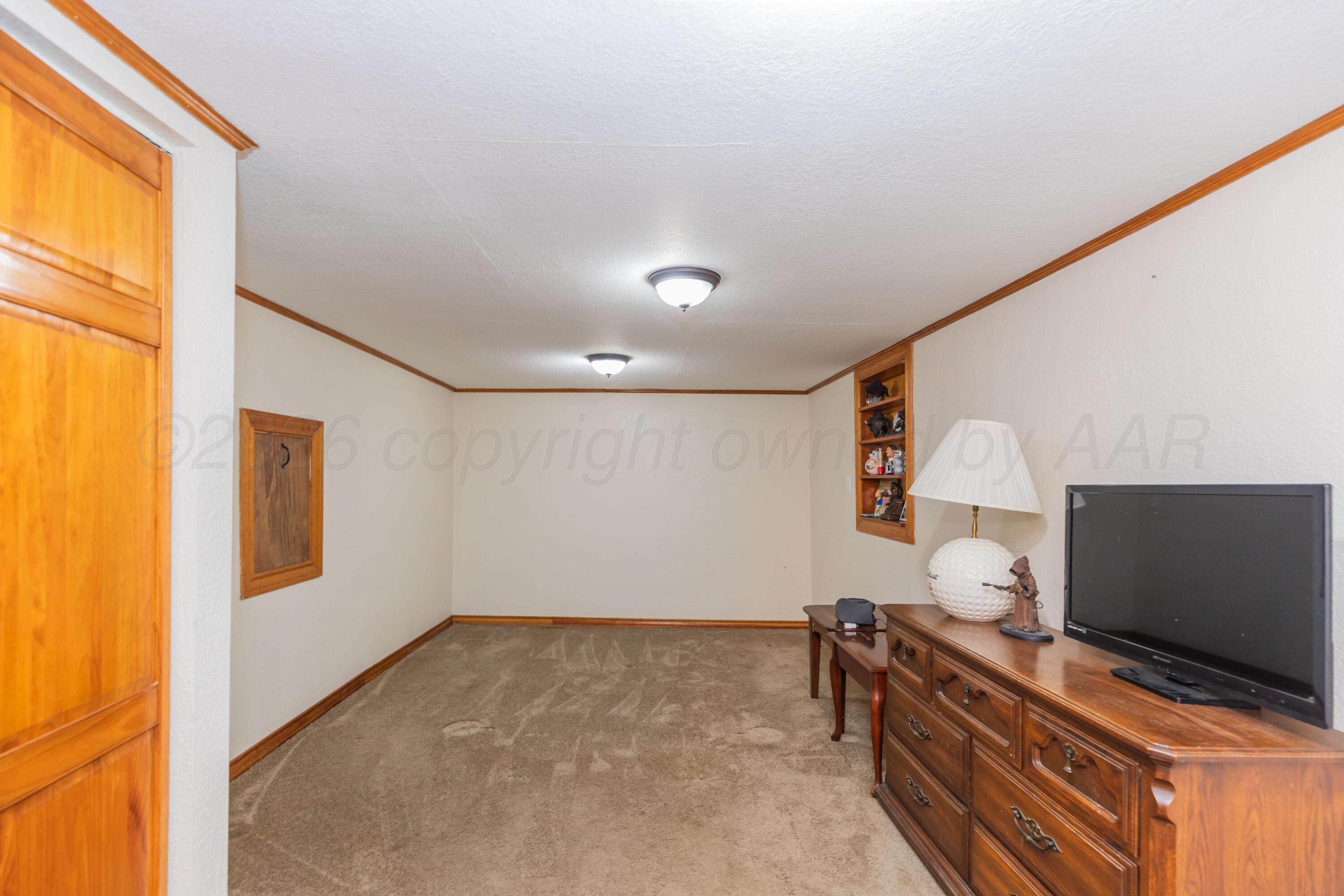 2422 5th Avenue Property Photo 23