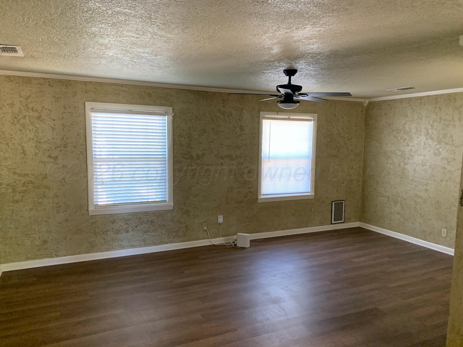 103 N Palo Duro Street Property Photo 4