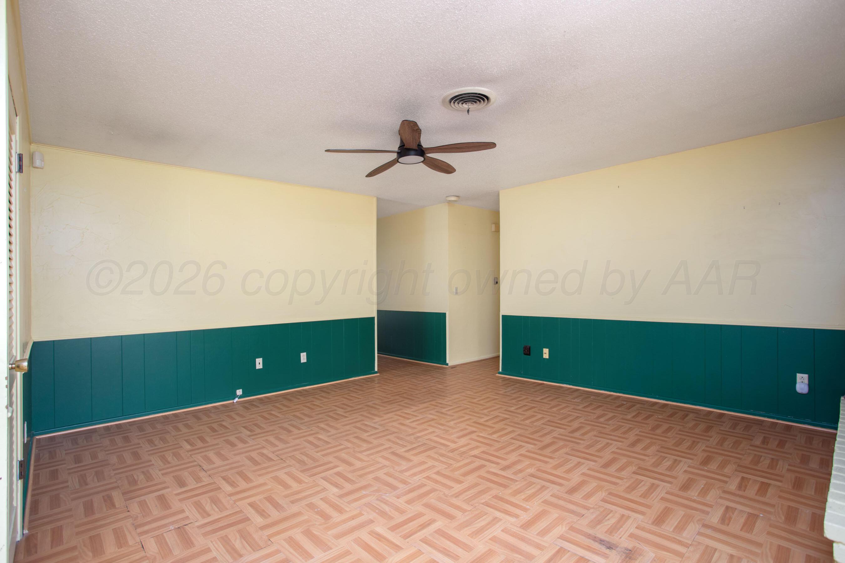 3406 Kingston Road Property Photo 9