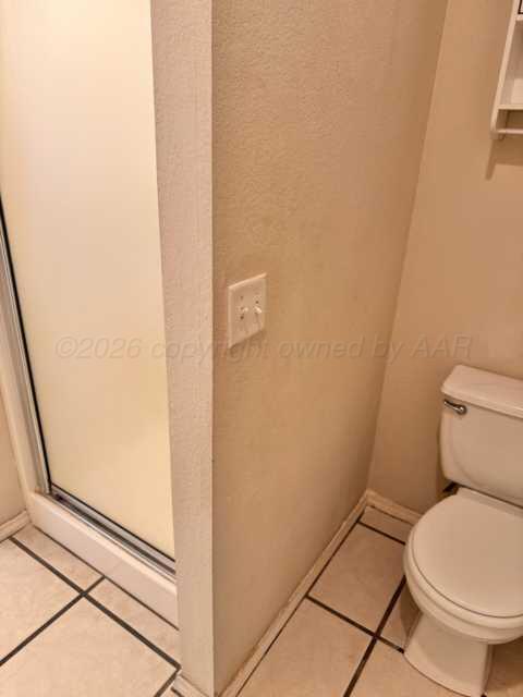 6304 S Crockett Street Property Photo 9