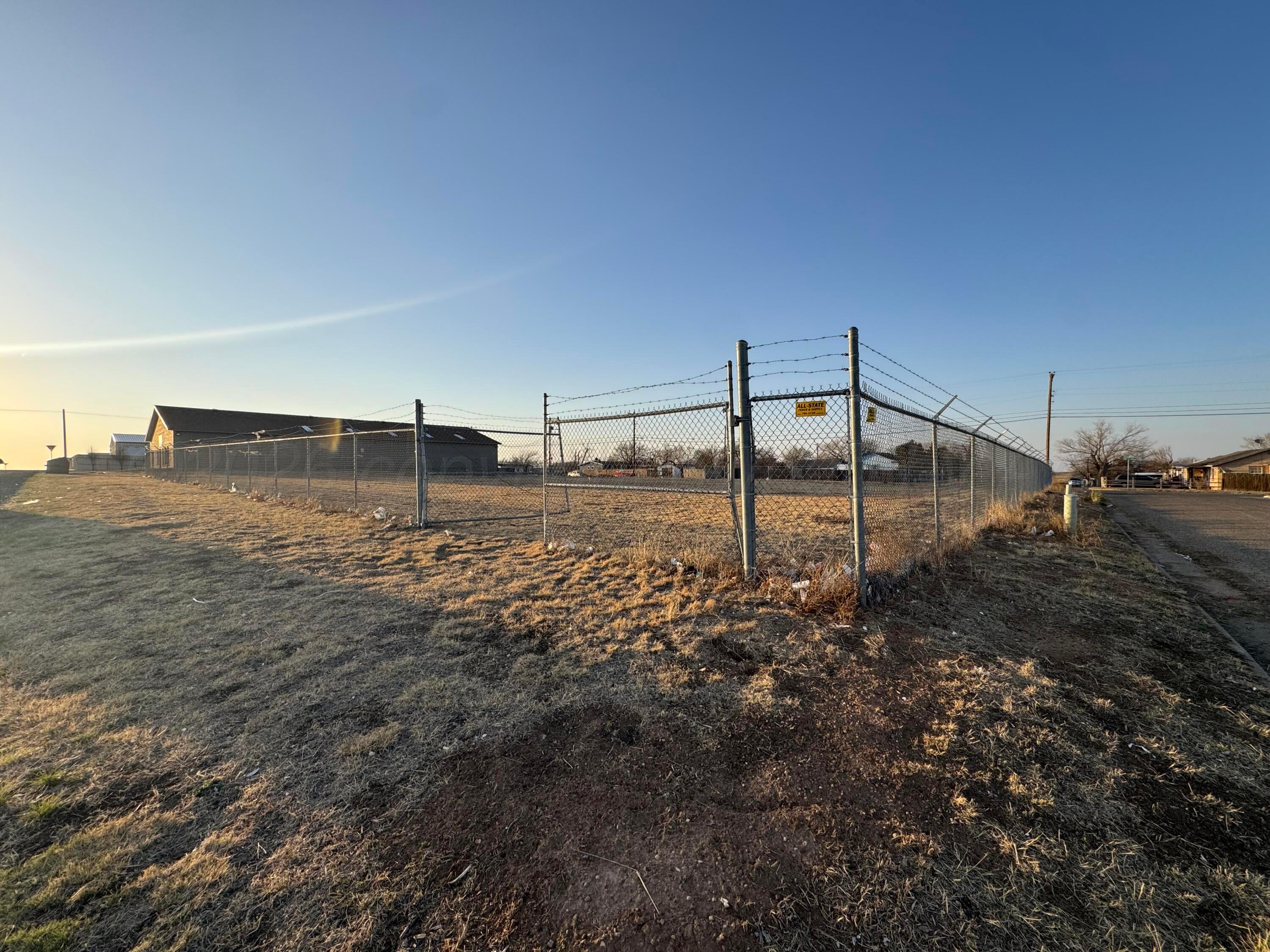 3400 W Amarillo Boulevard Property Photo 2