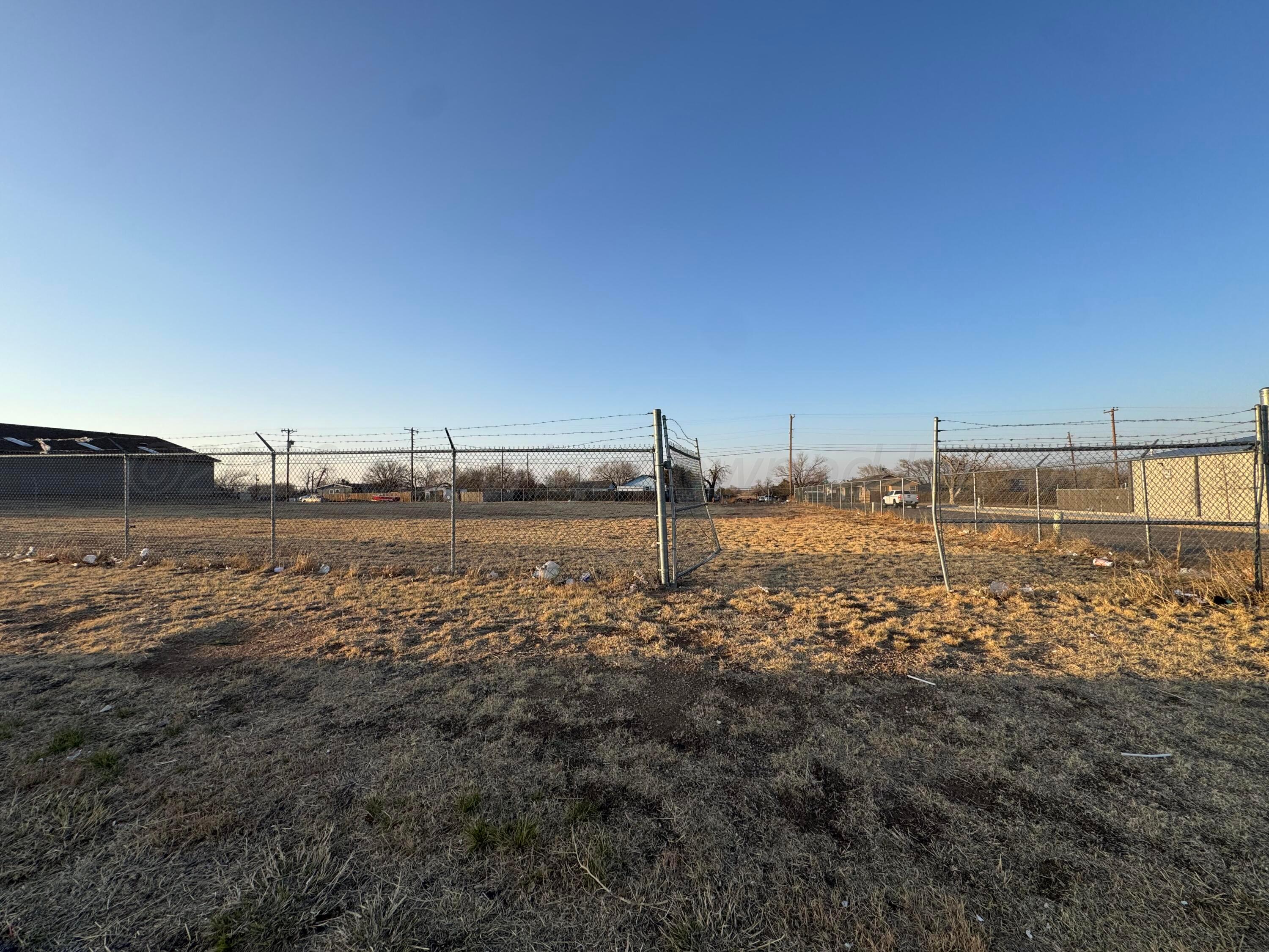 3400 W Amarillo Boulevard Property Photo 3