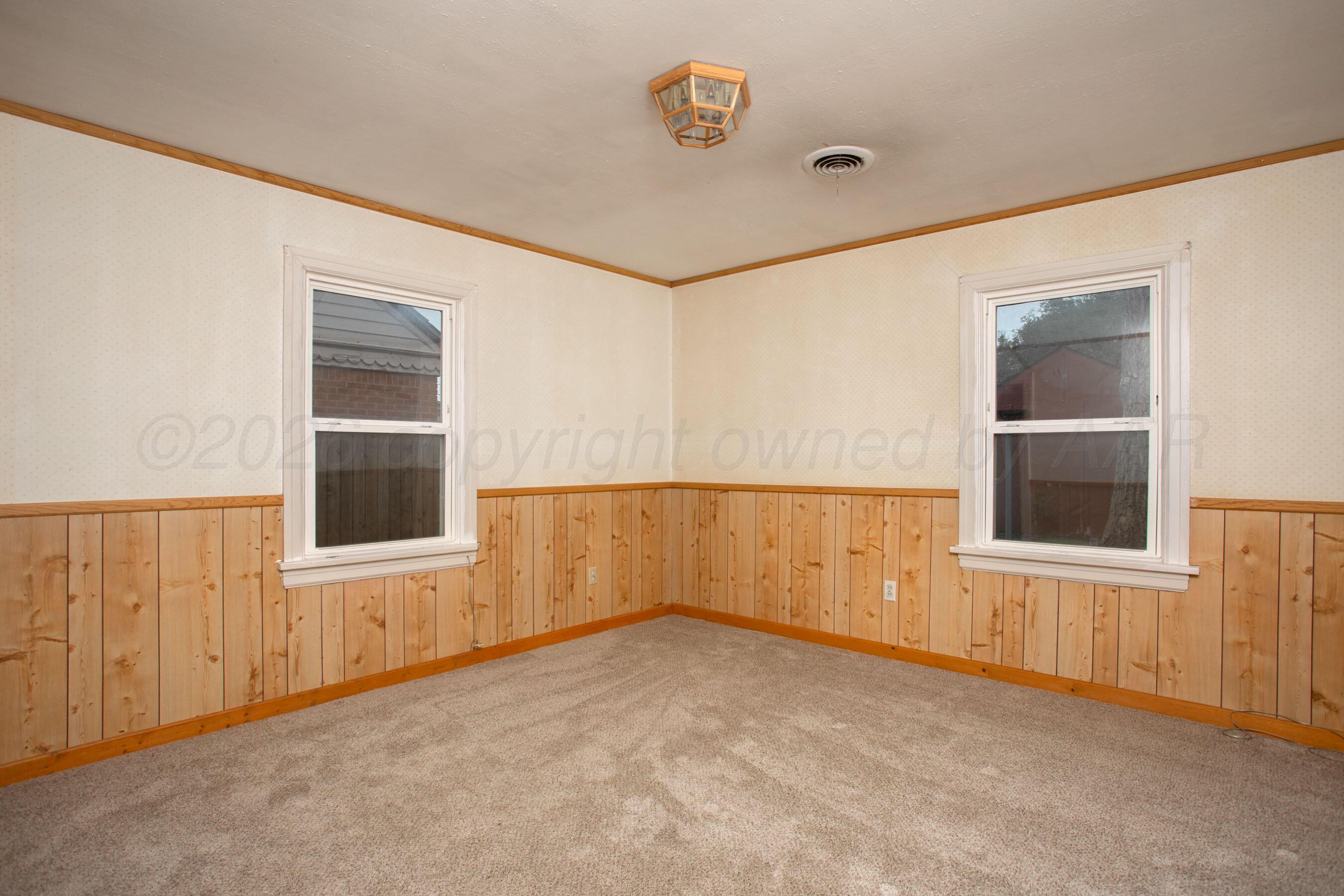 1718 S Monroe Street Property Photo 12