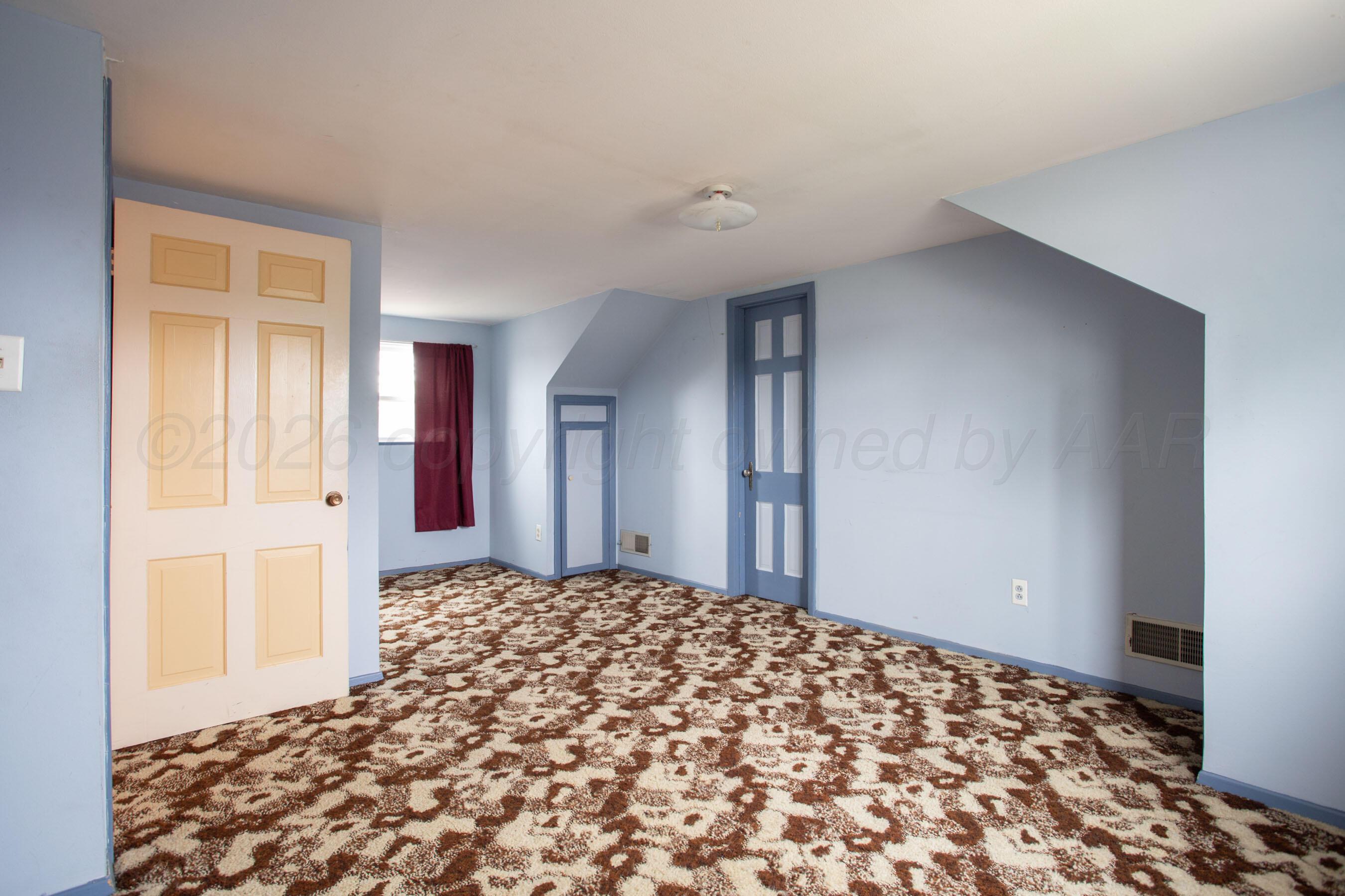 1718 S Monroe Street Property Photo 19