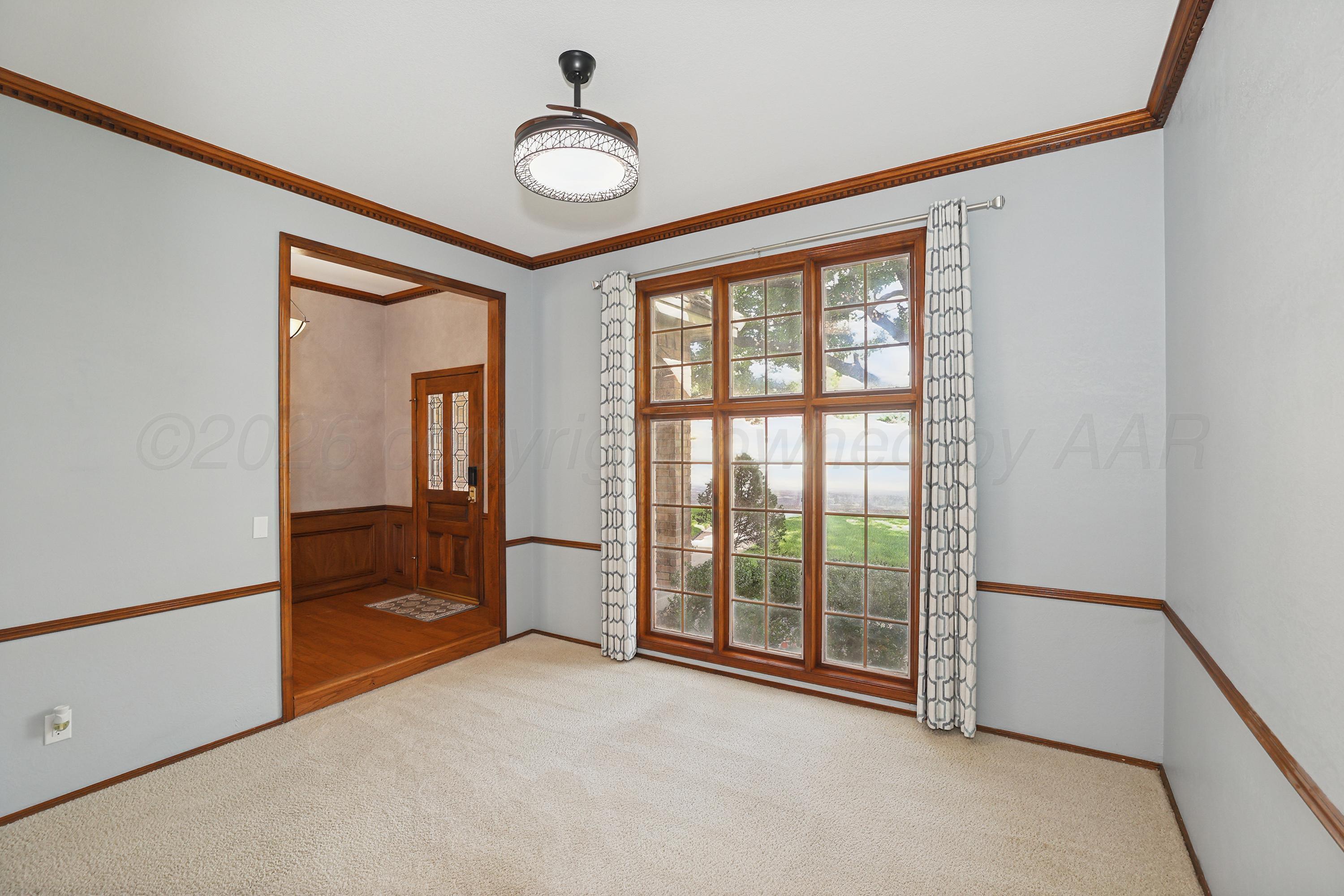 7709 Underwood Drive Property Photo 4