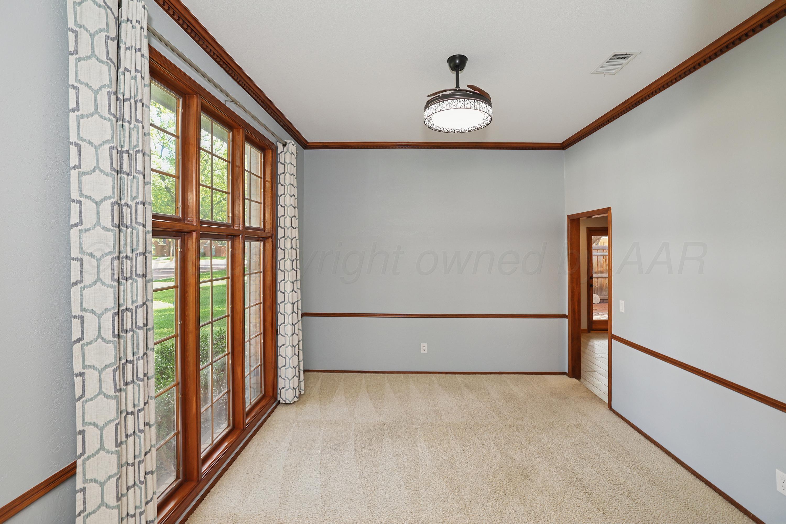 7709 Underwood Drive Property Photo 5