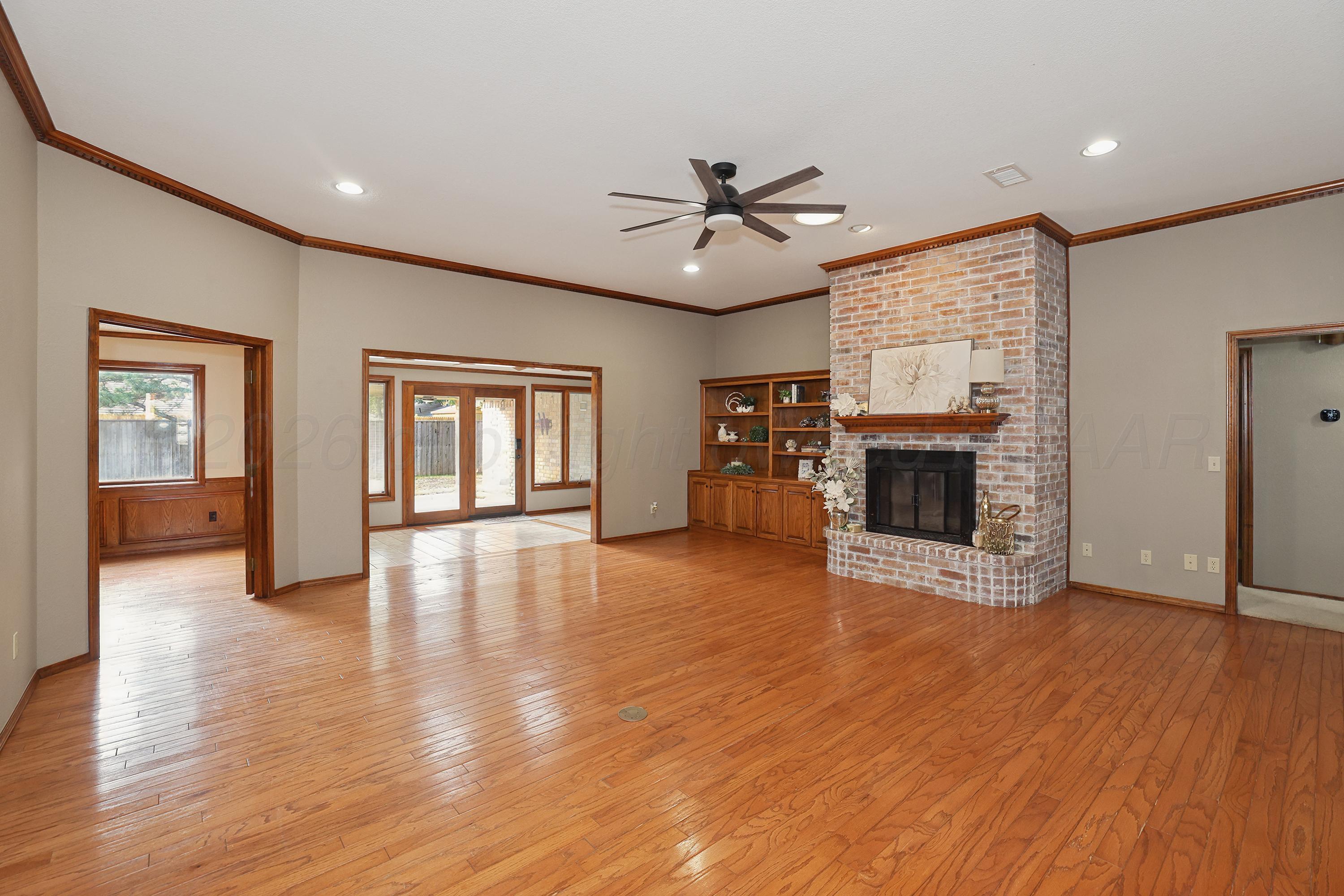 7709 Underwood Drive Property Photo 6