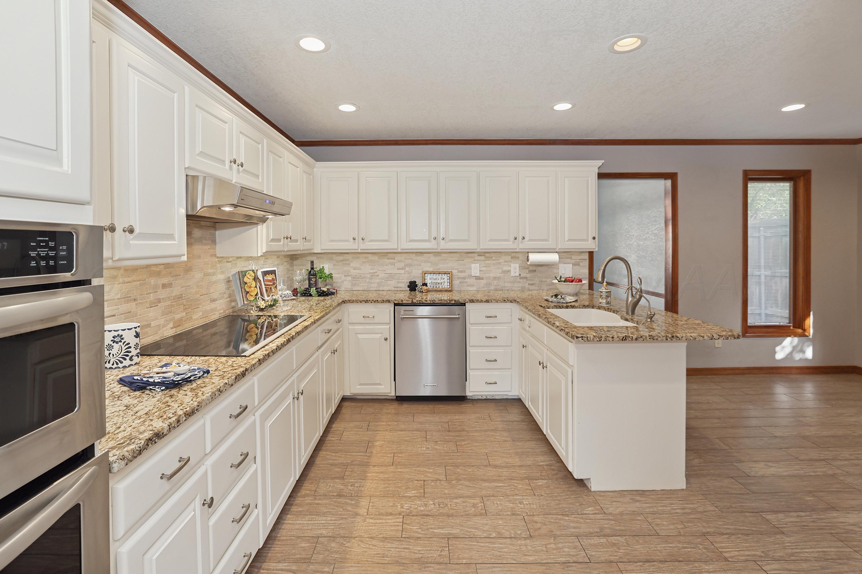 7709 Underwood Drive Property Photo 11