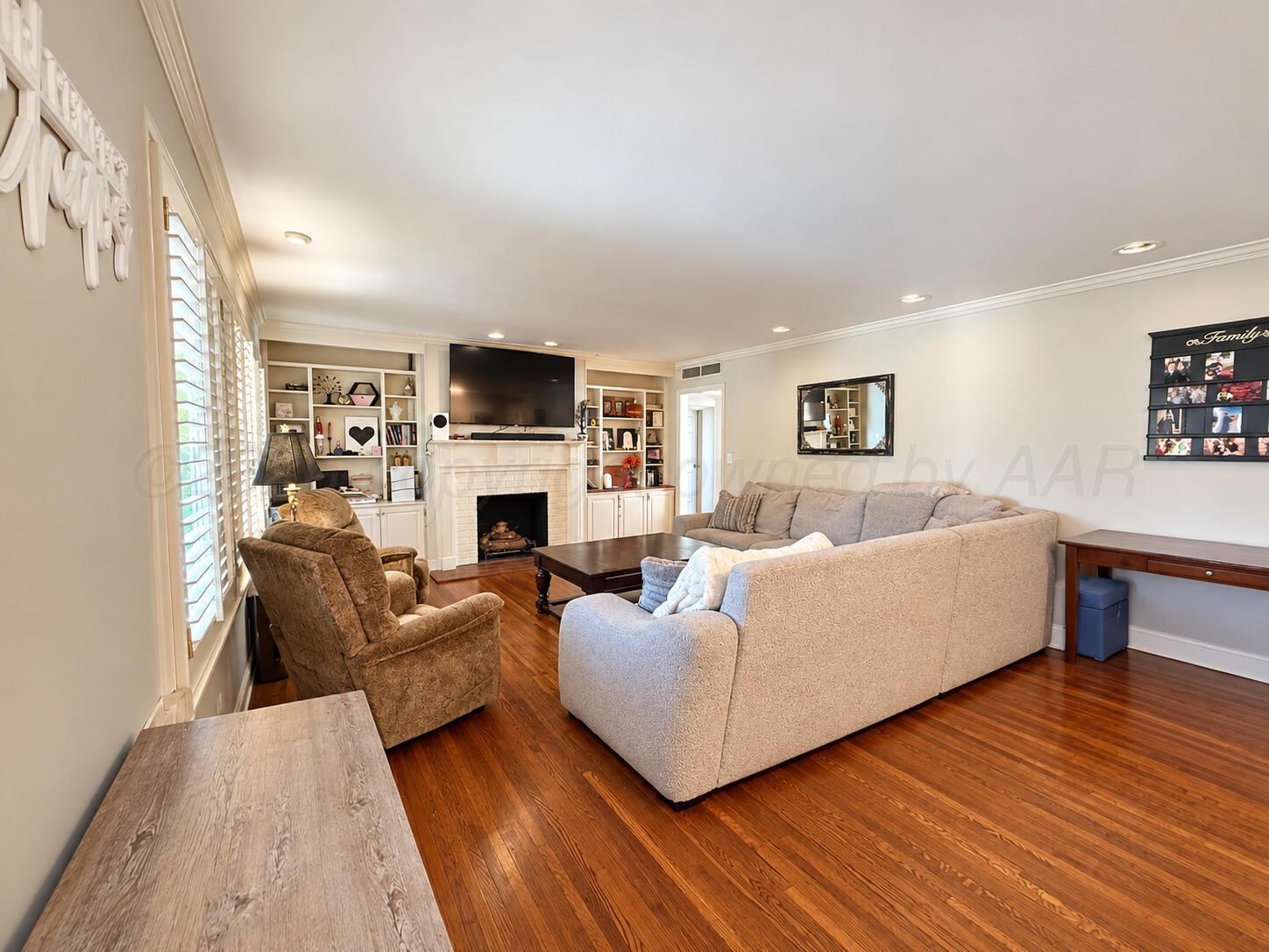 507 Austin Street Property Photo 3
