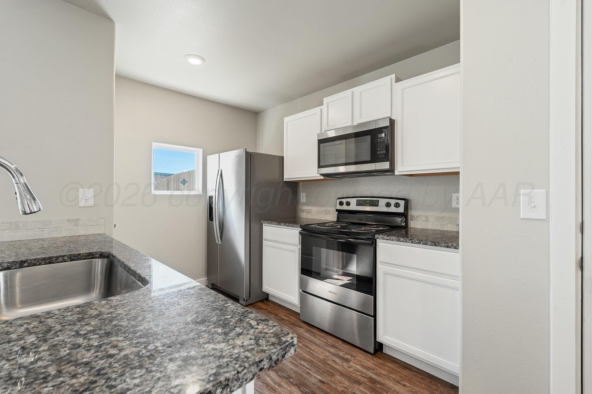 5000 Locker Street Property Photo 6