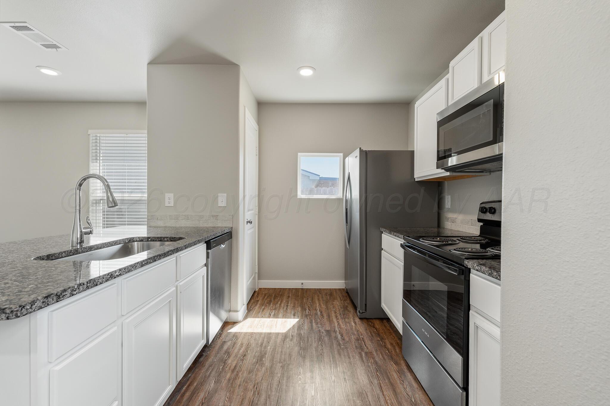 5000 Locker Street Property Photo 7