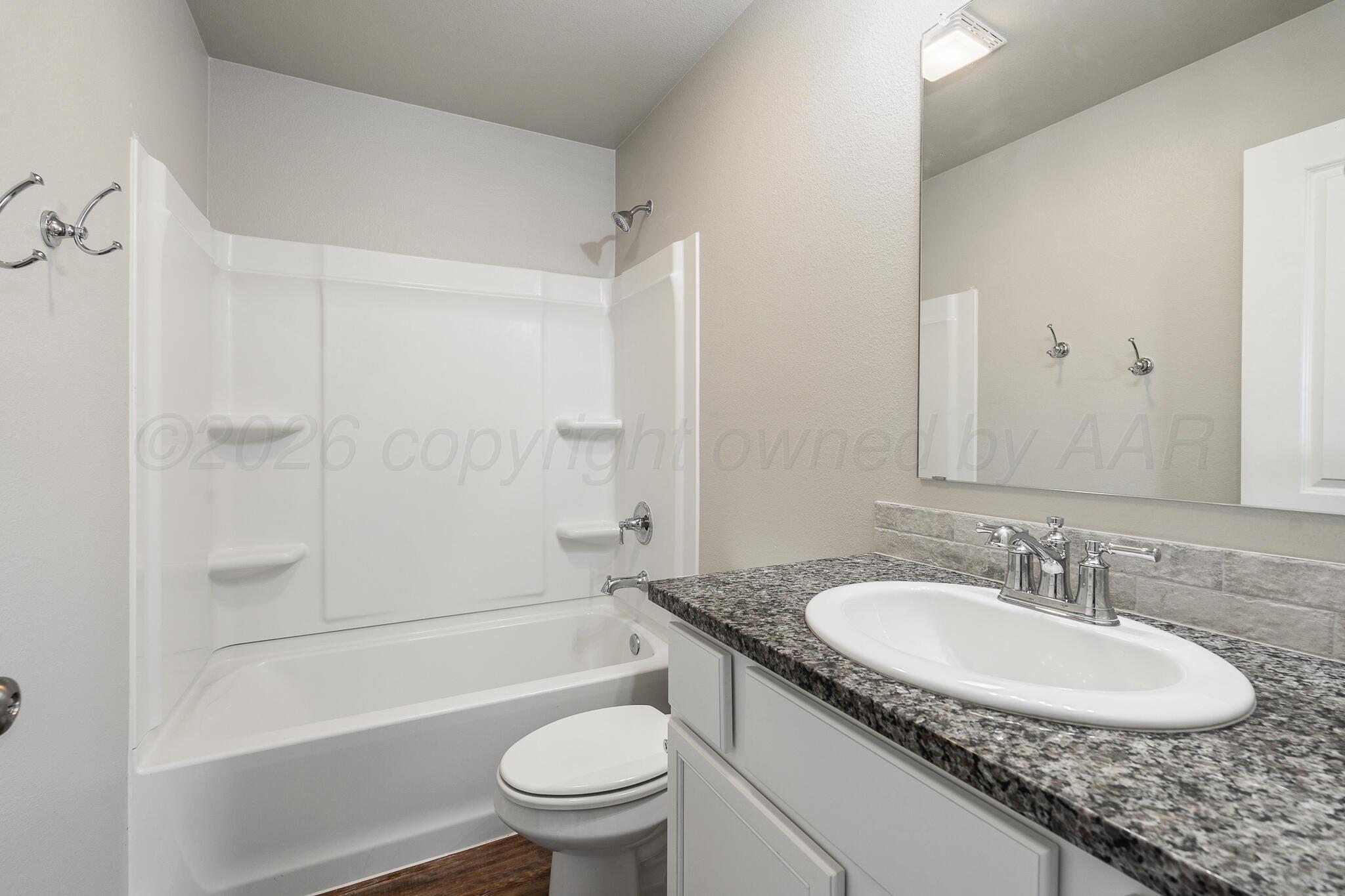 5000 Locker Street Property Photo 12
