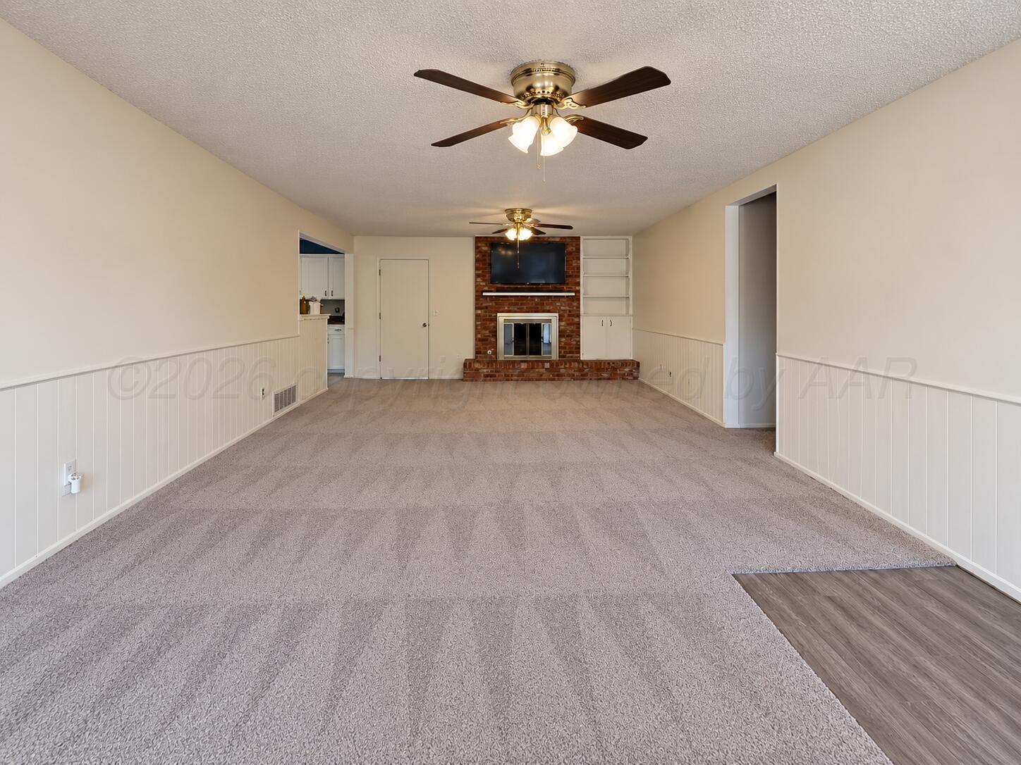 1505 E Geary Road Property Photo 2