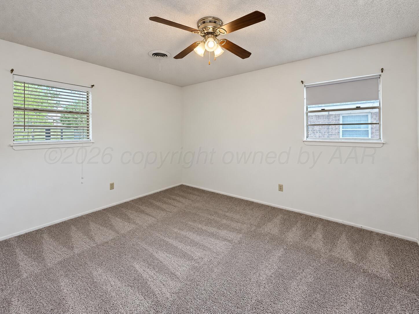 1505 E Geary Road Property Photo 8