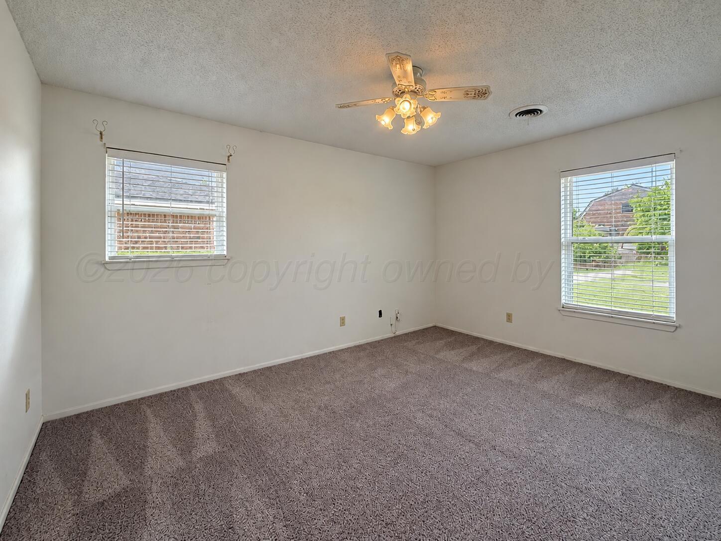 1505 E Geary Road Property Photo 12