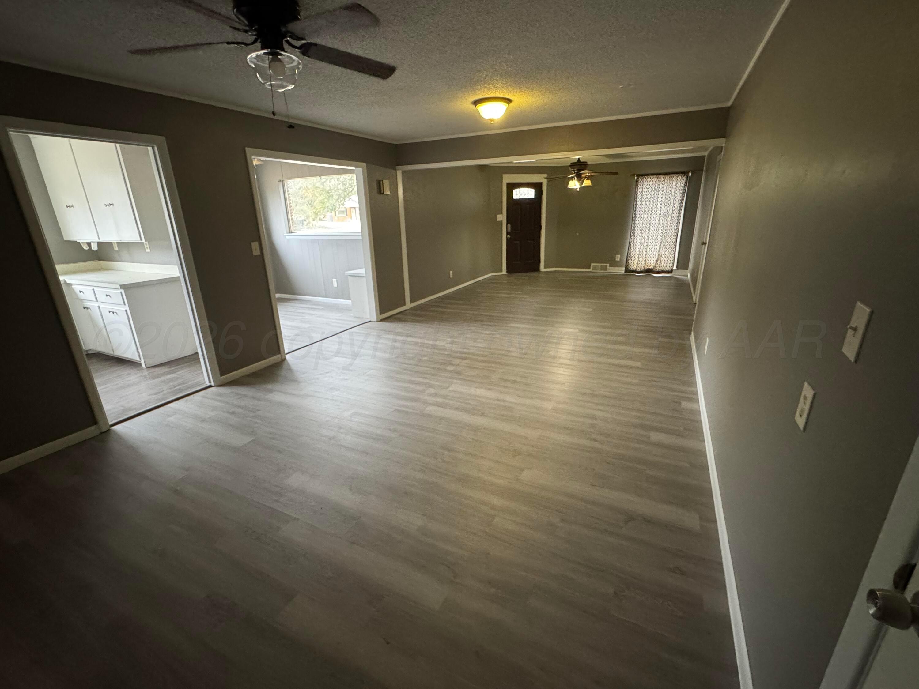606 15th Street Property Photo 2
