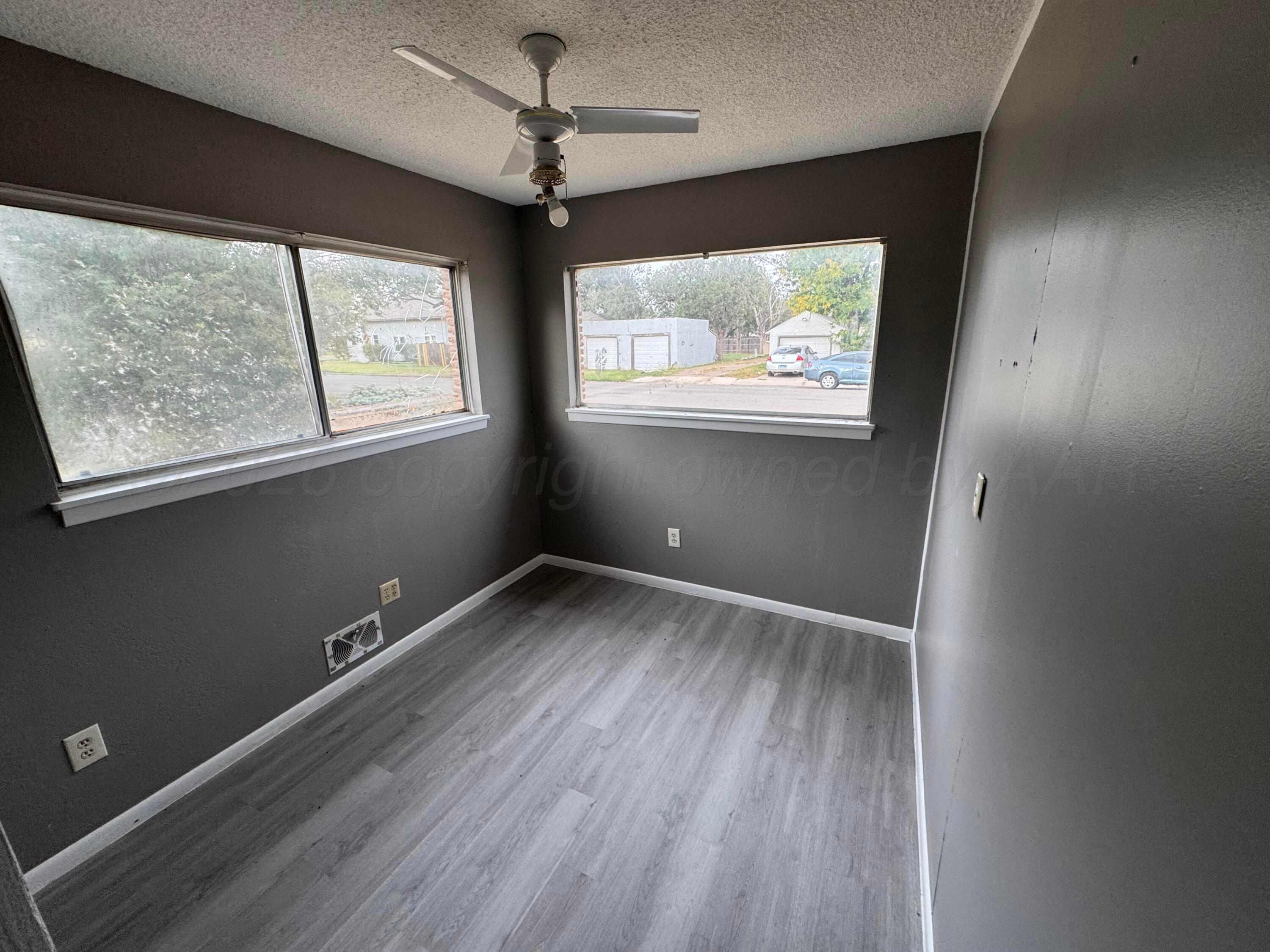 606 15th Street Property Photo 10