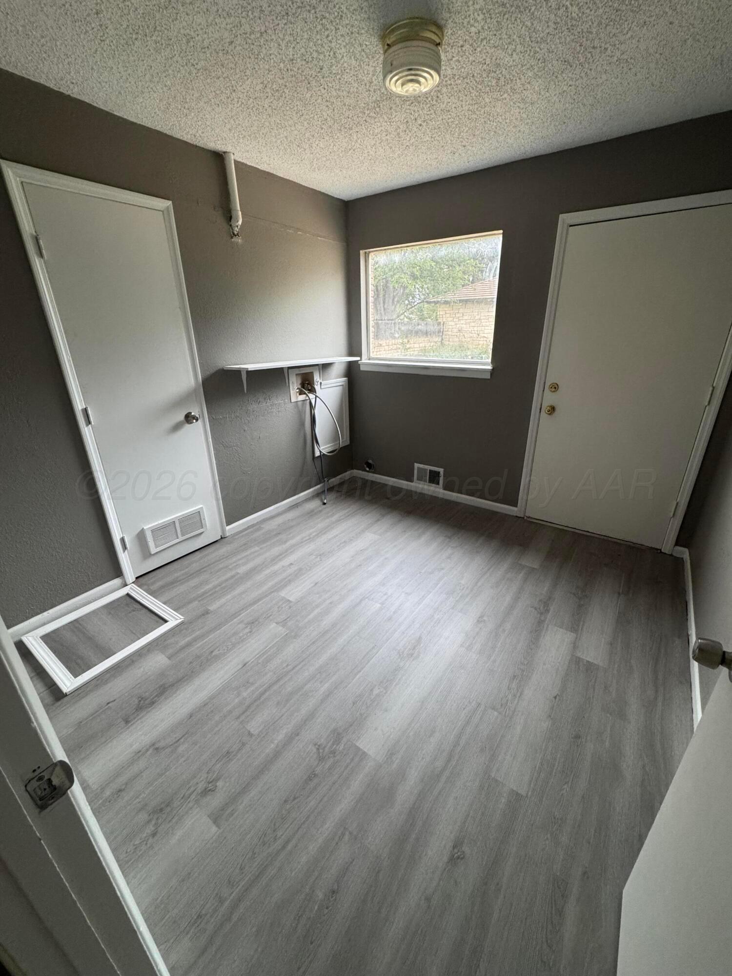 606 15th Street Property Photo 13