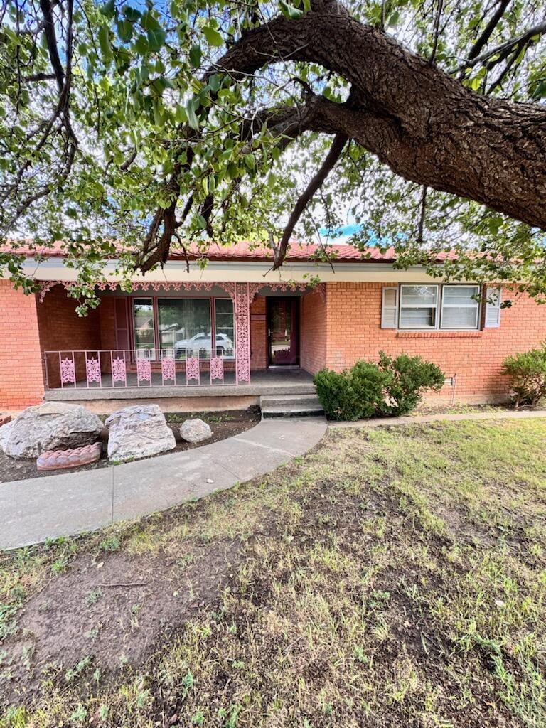 3917 Lynette Drive Property Photo 2
