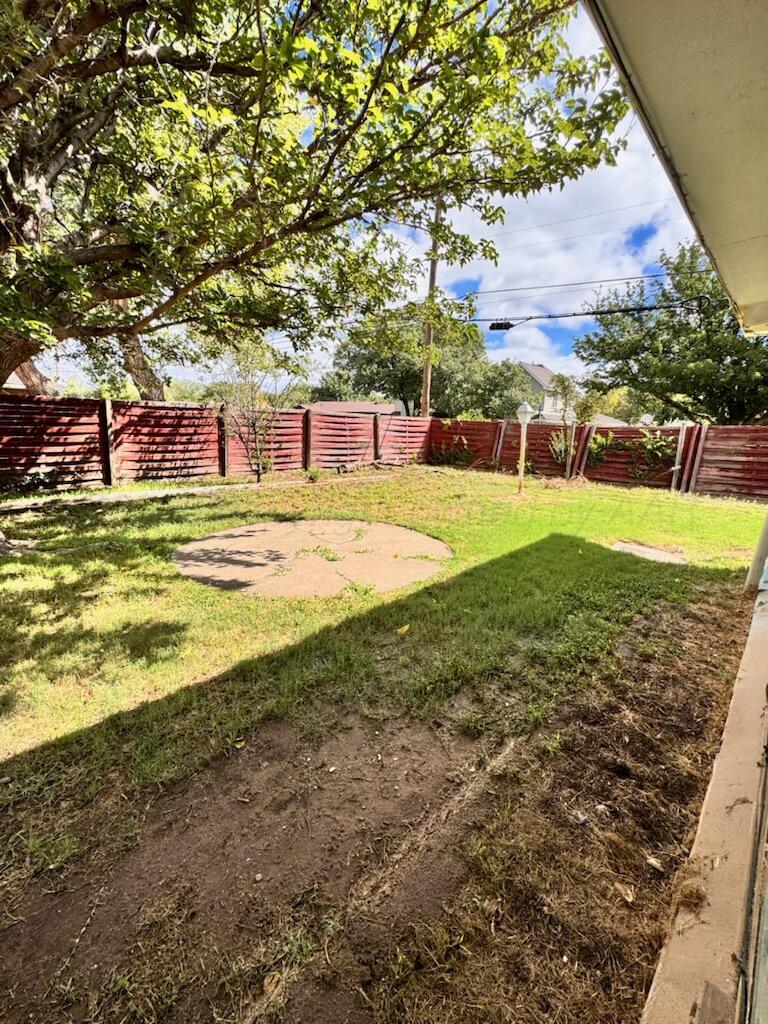 3917 Lynette Drive Property Photo 12
