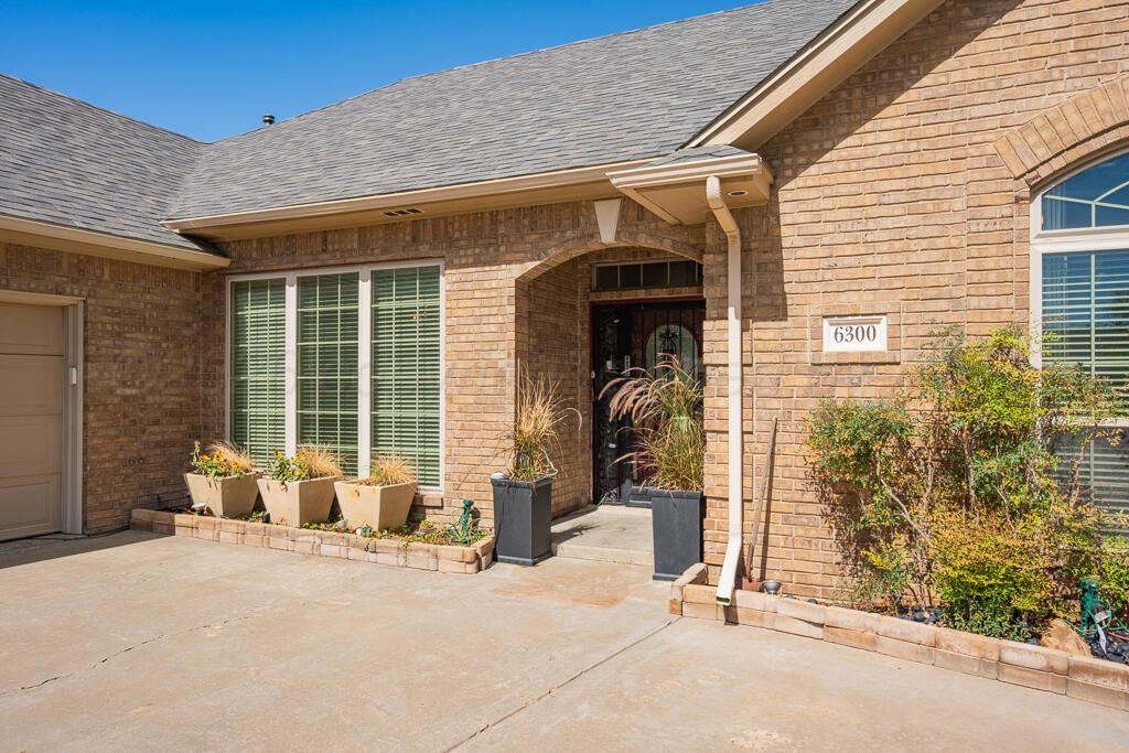 6300 Cedar Hollow Drive Property Photo 4