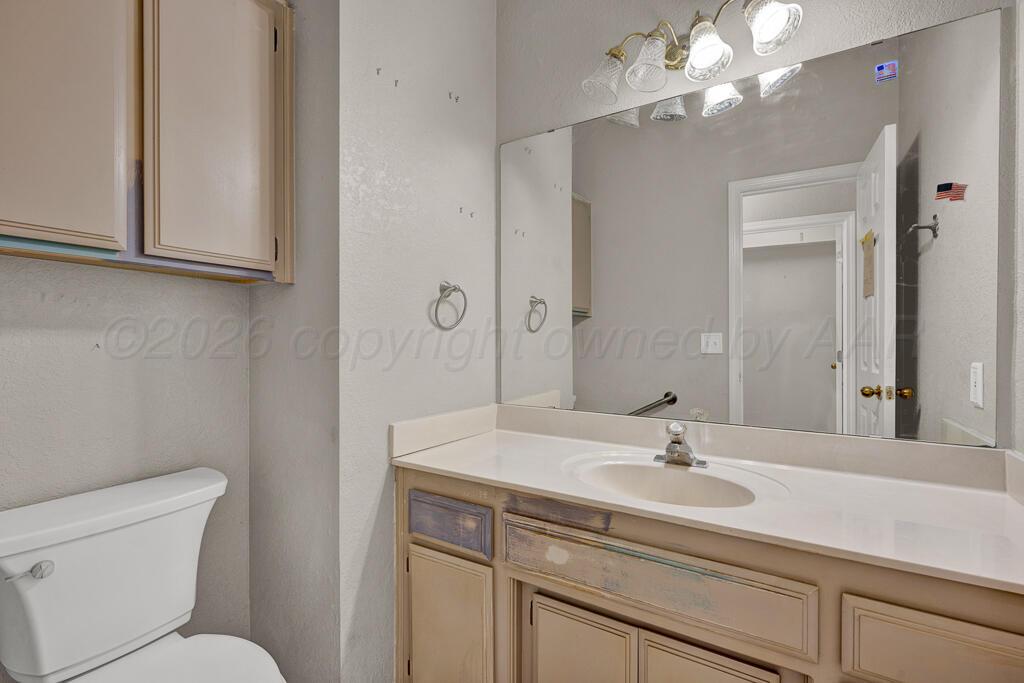 6300 Cedar Hollow Drive Property Photo 13