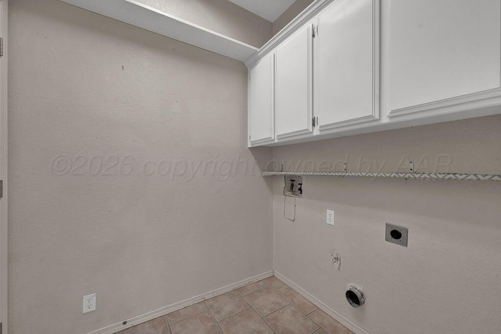 6300 Cedar Hollow Drive Property Photo 14