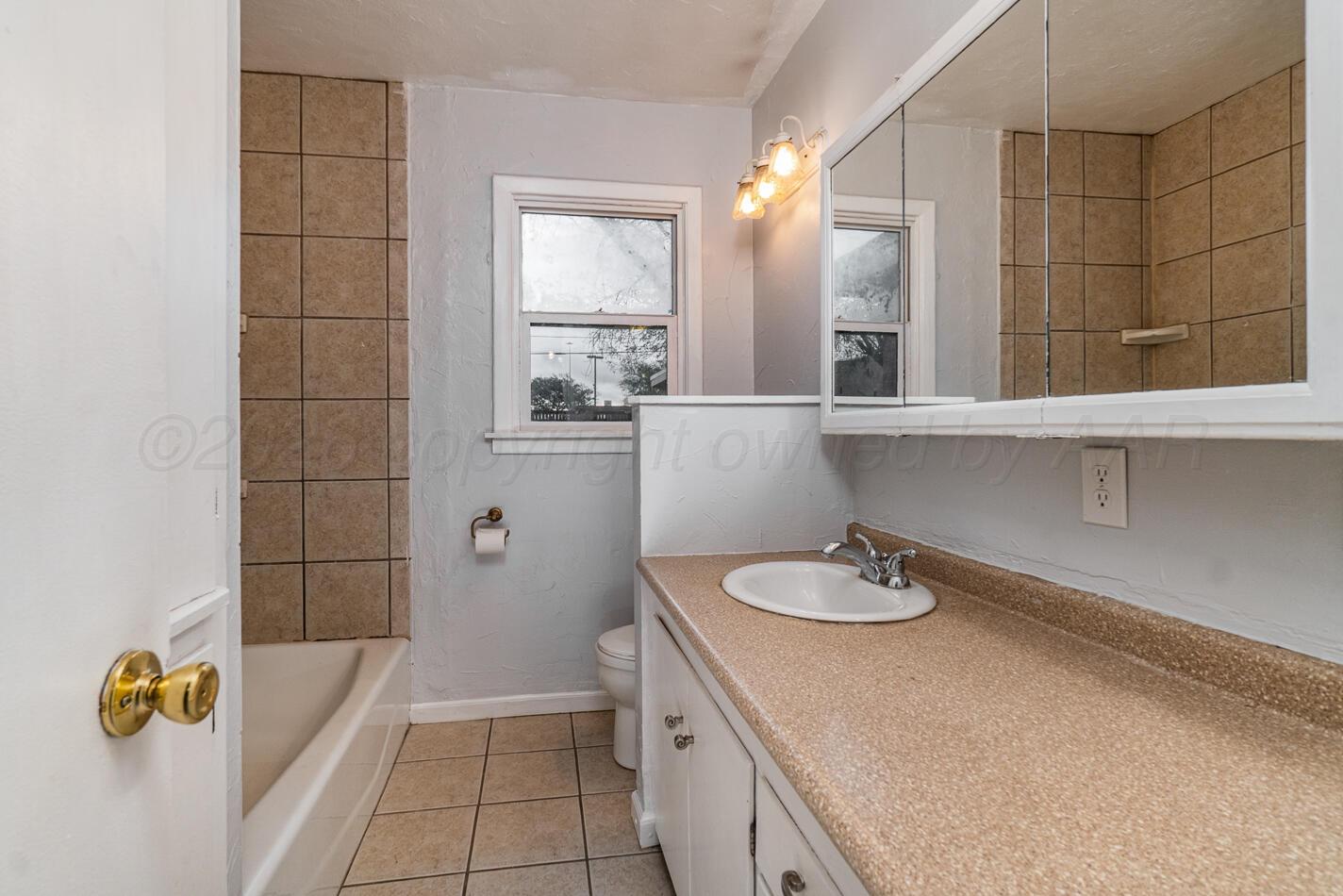1823 S Virginia Street Property Photo 16
