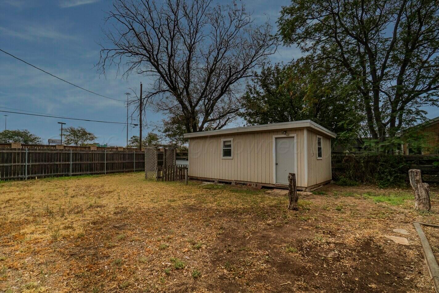1823 S Virginia Street Property Photo 24