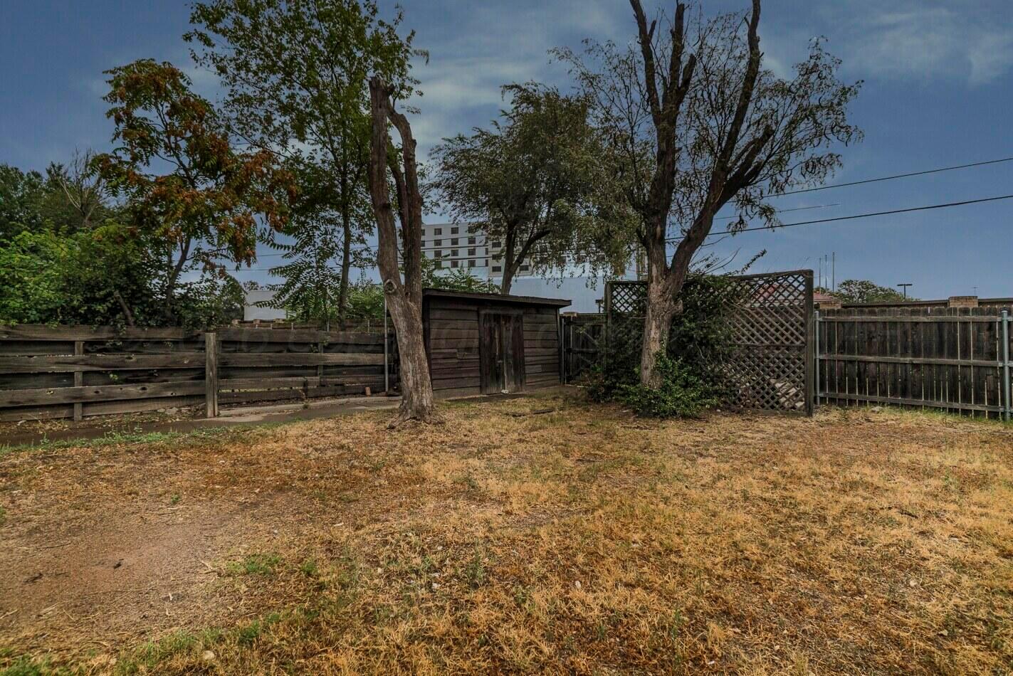 1823 S Virginia Street Property Photo 25