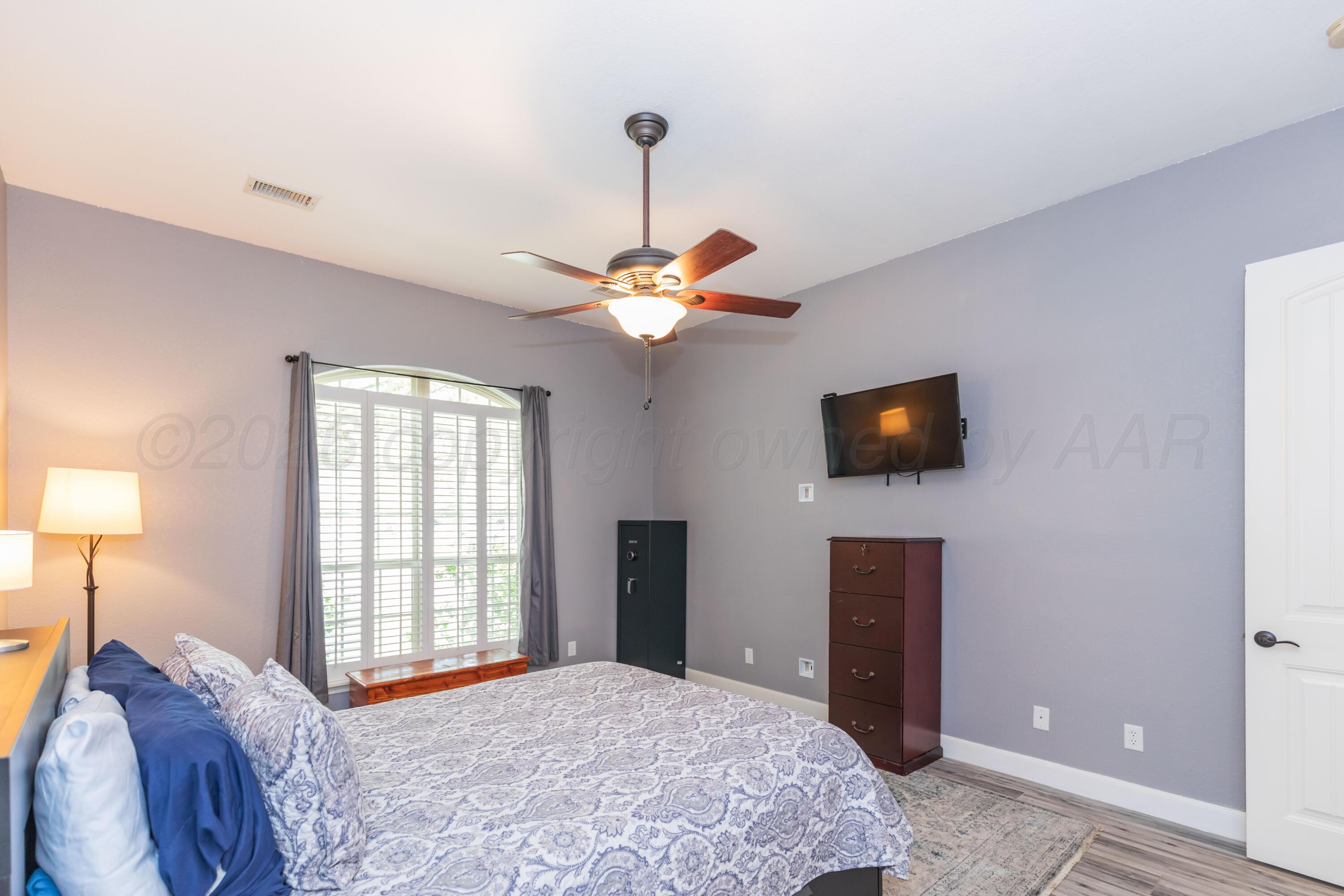 9011 Buccola Avenue Property Photo 19