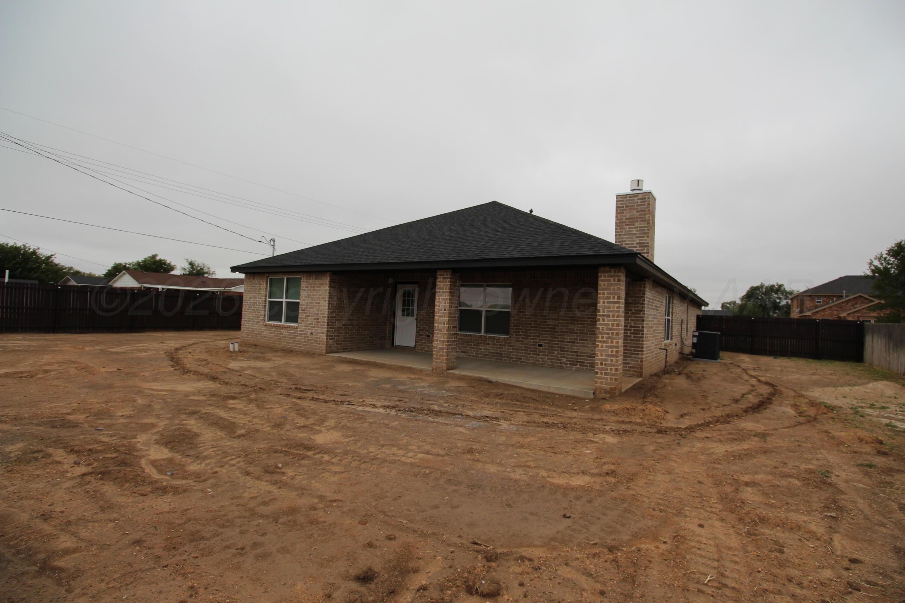 1500 N Irving Street Property Photo 4