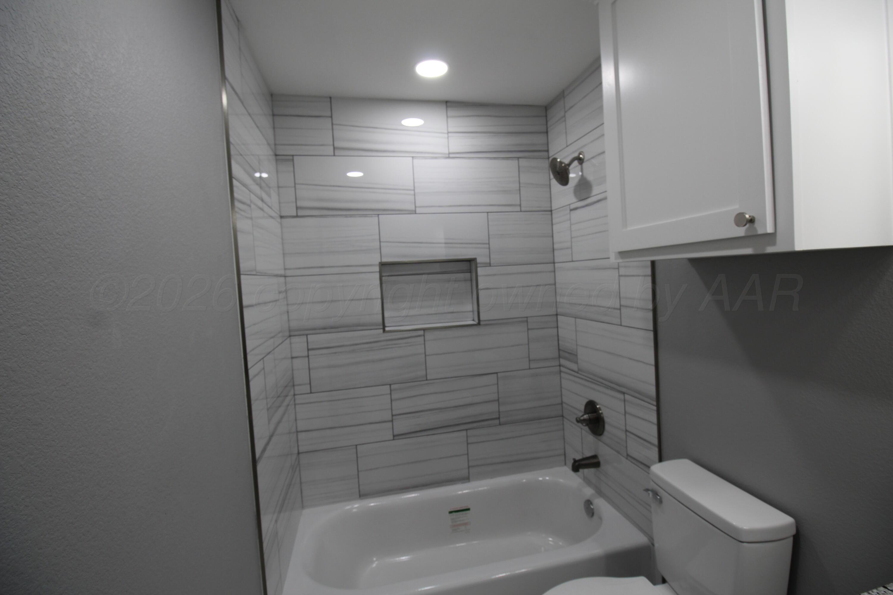1500 N Irving Street Property Photo 11