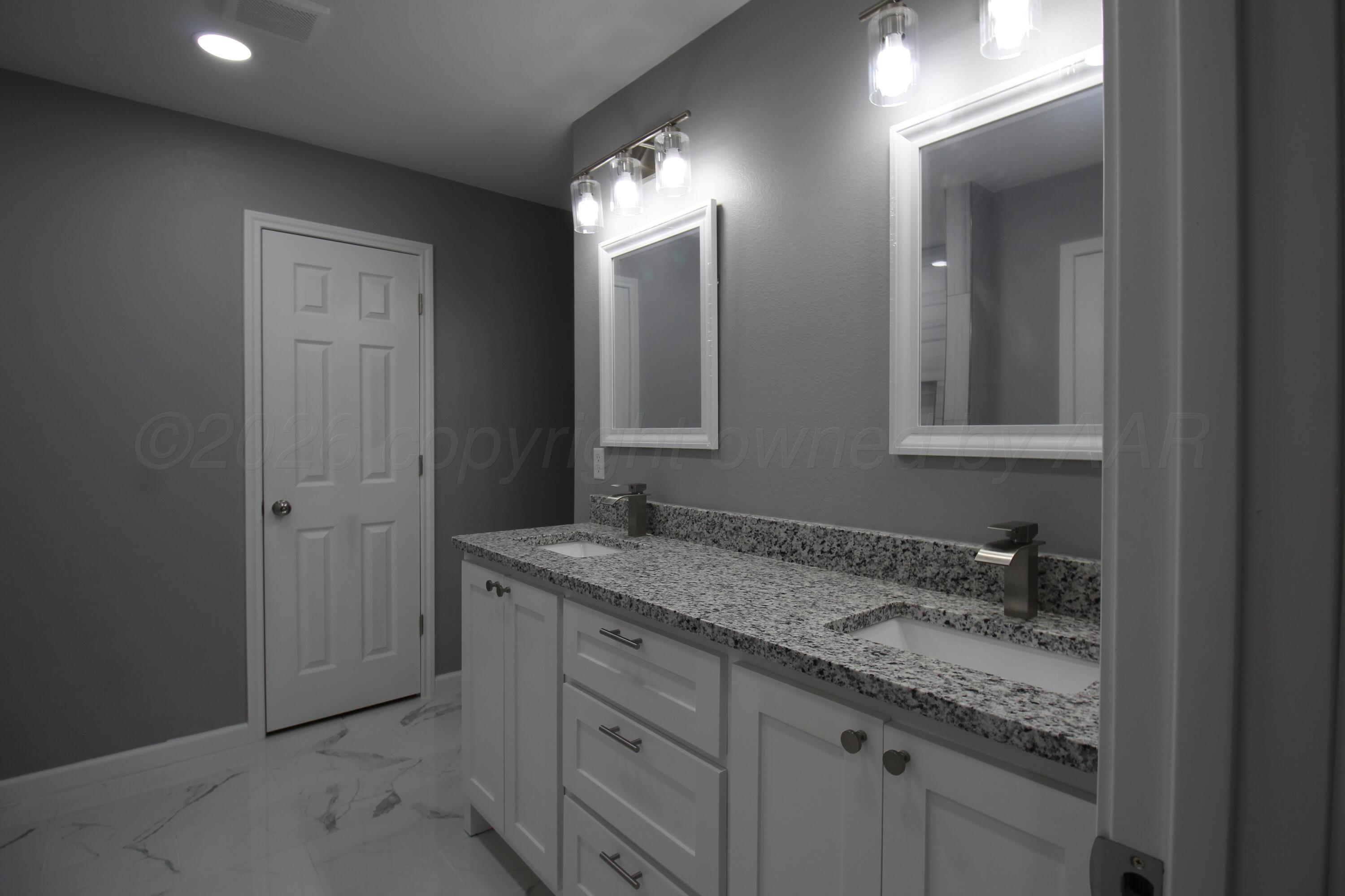 1500 N Irving Street Property Photo 29