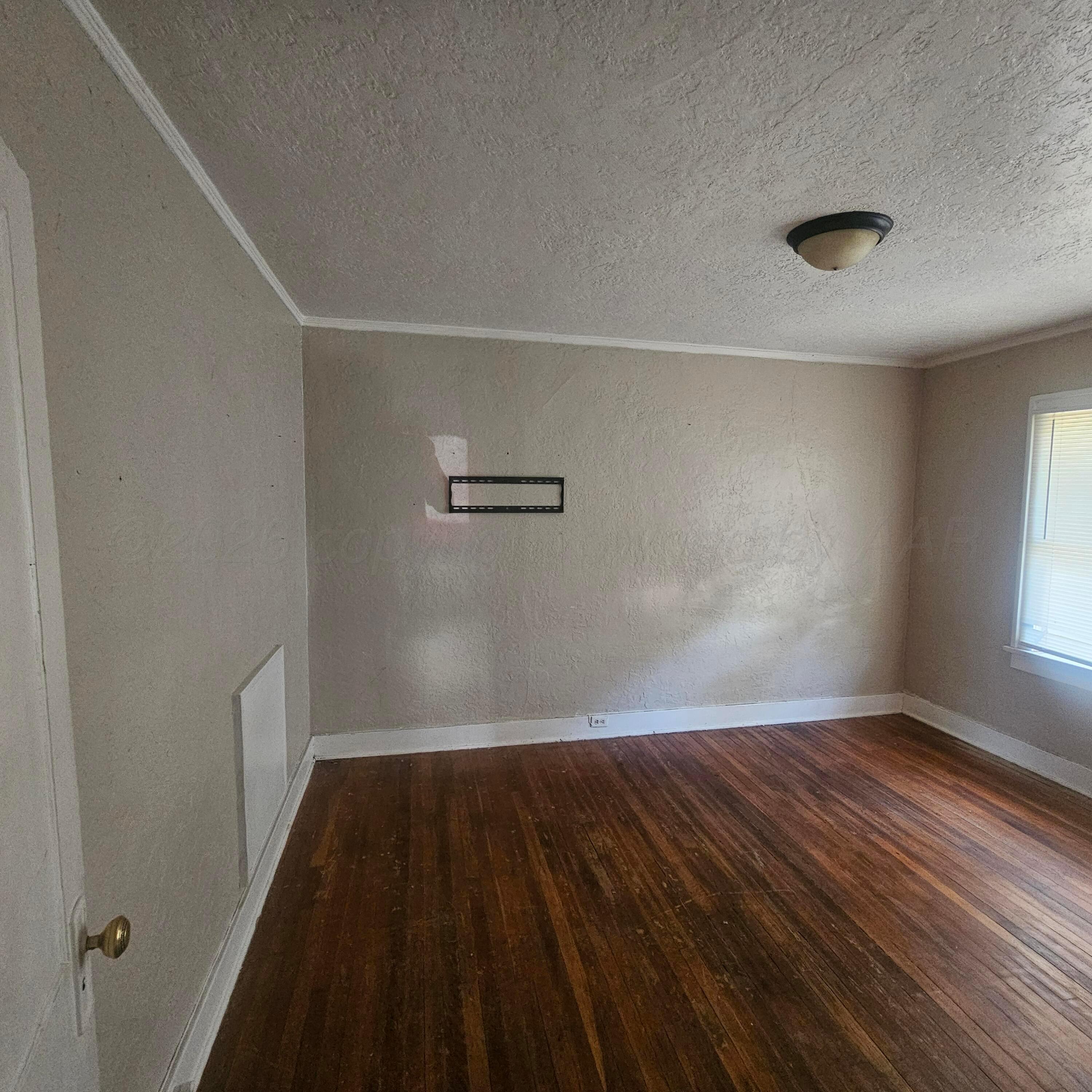 3906 S Tyler Street Property Photo 10