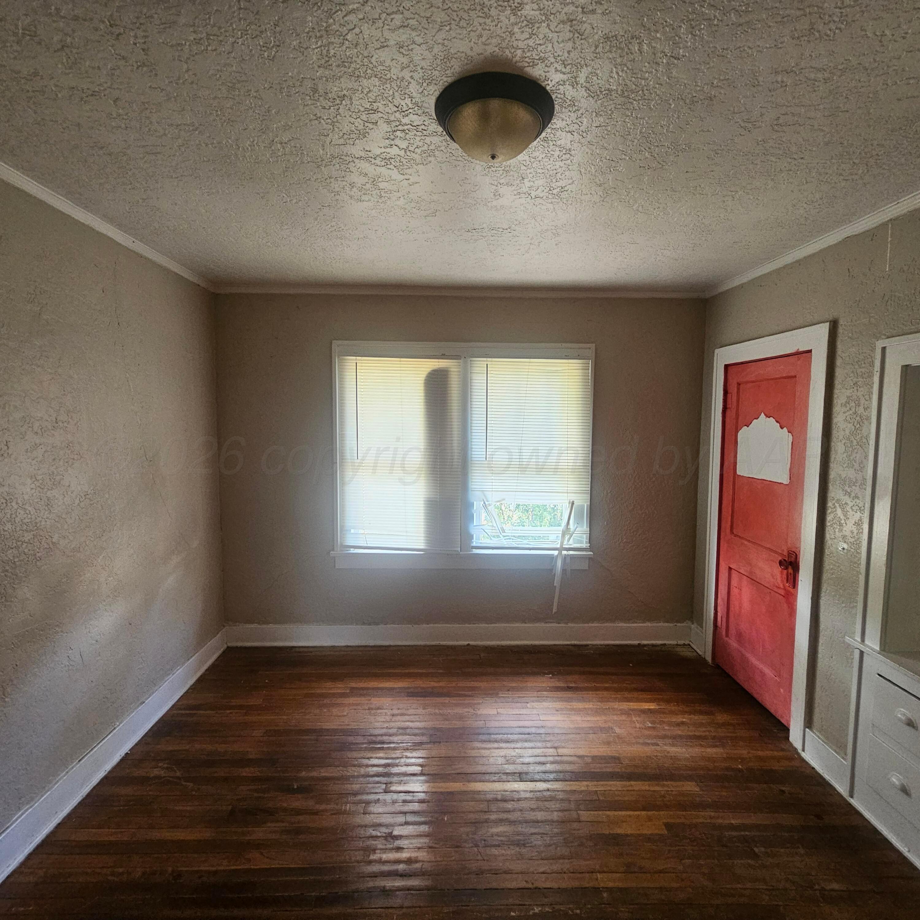 3906 S Tyler Street Property Photo 11