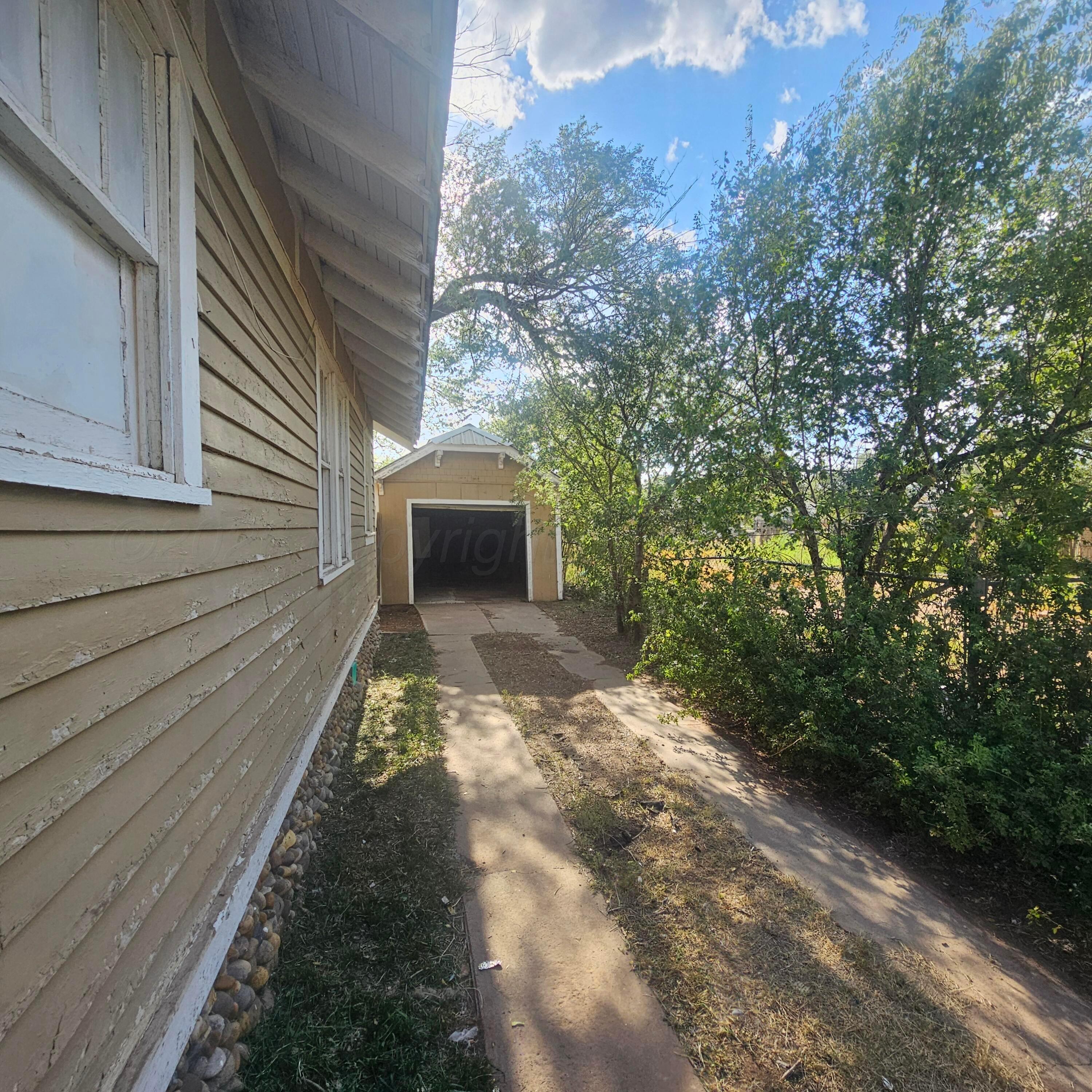 3906 S Tyler Street Property Photo 23