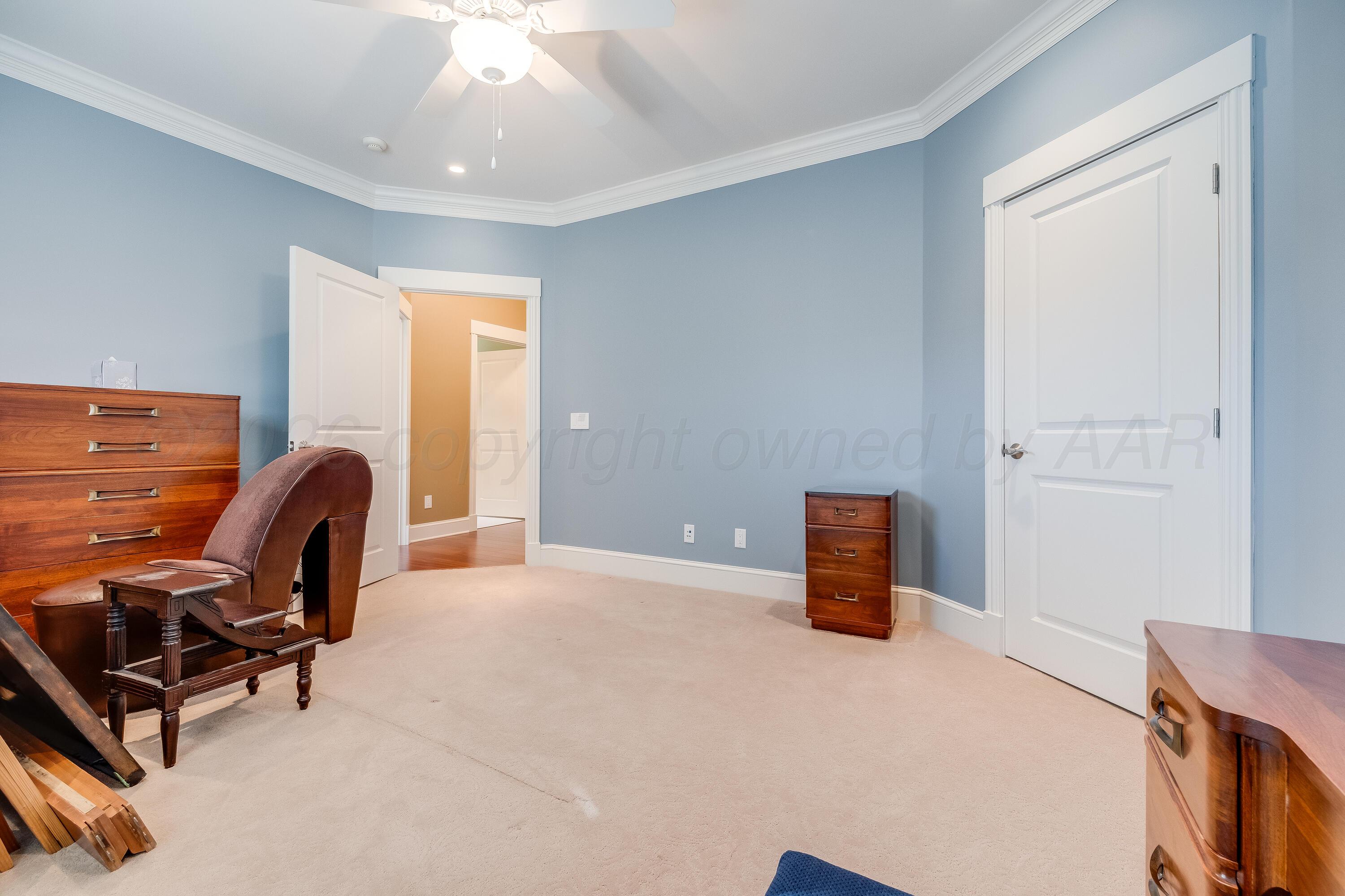 2223 S Ong Street Property Photo 46