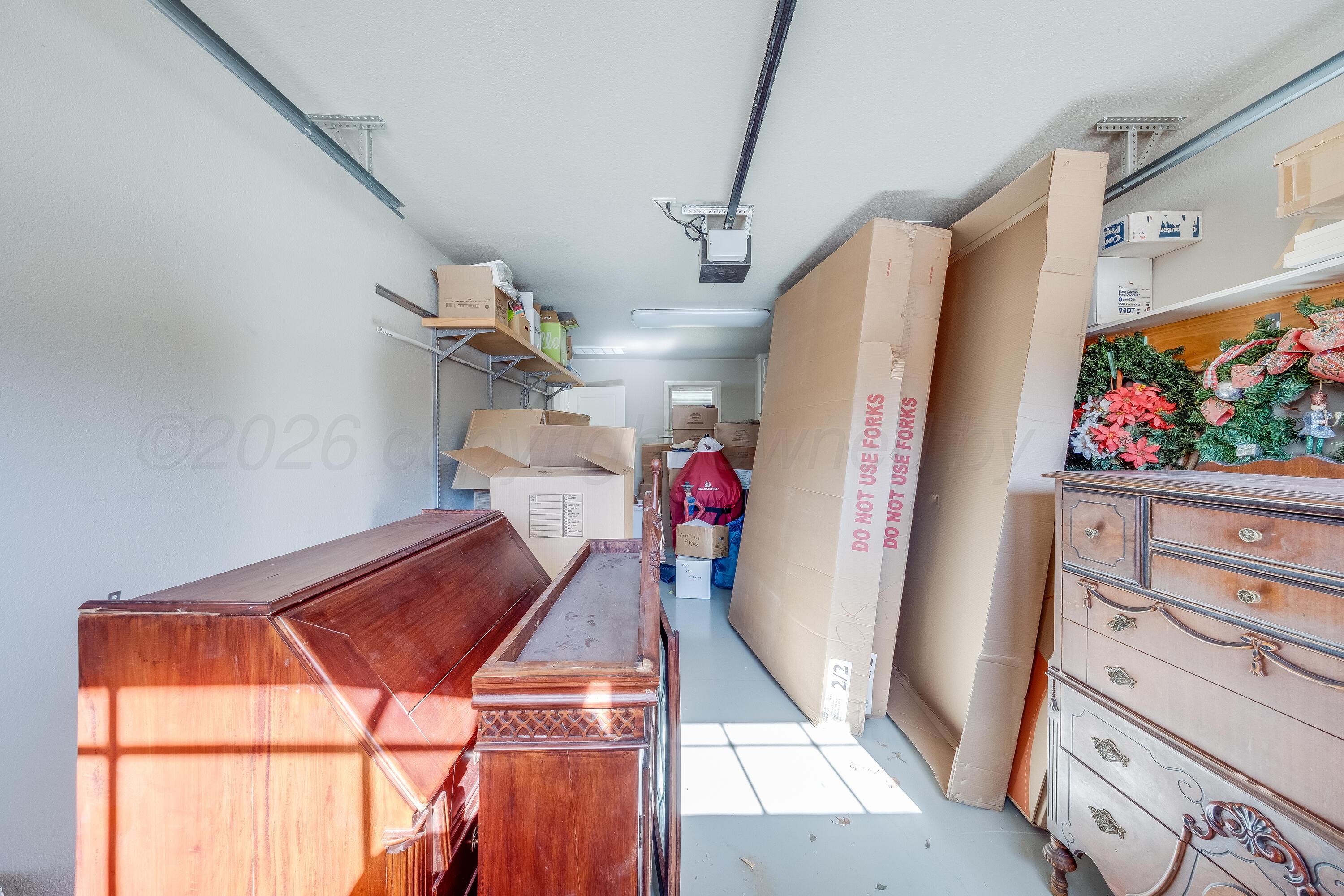 2223 S Ong Street Property Photo 53