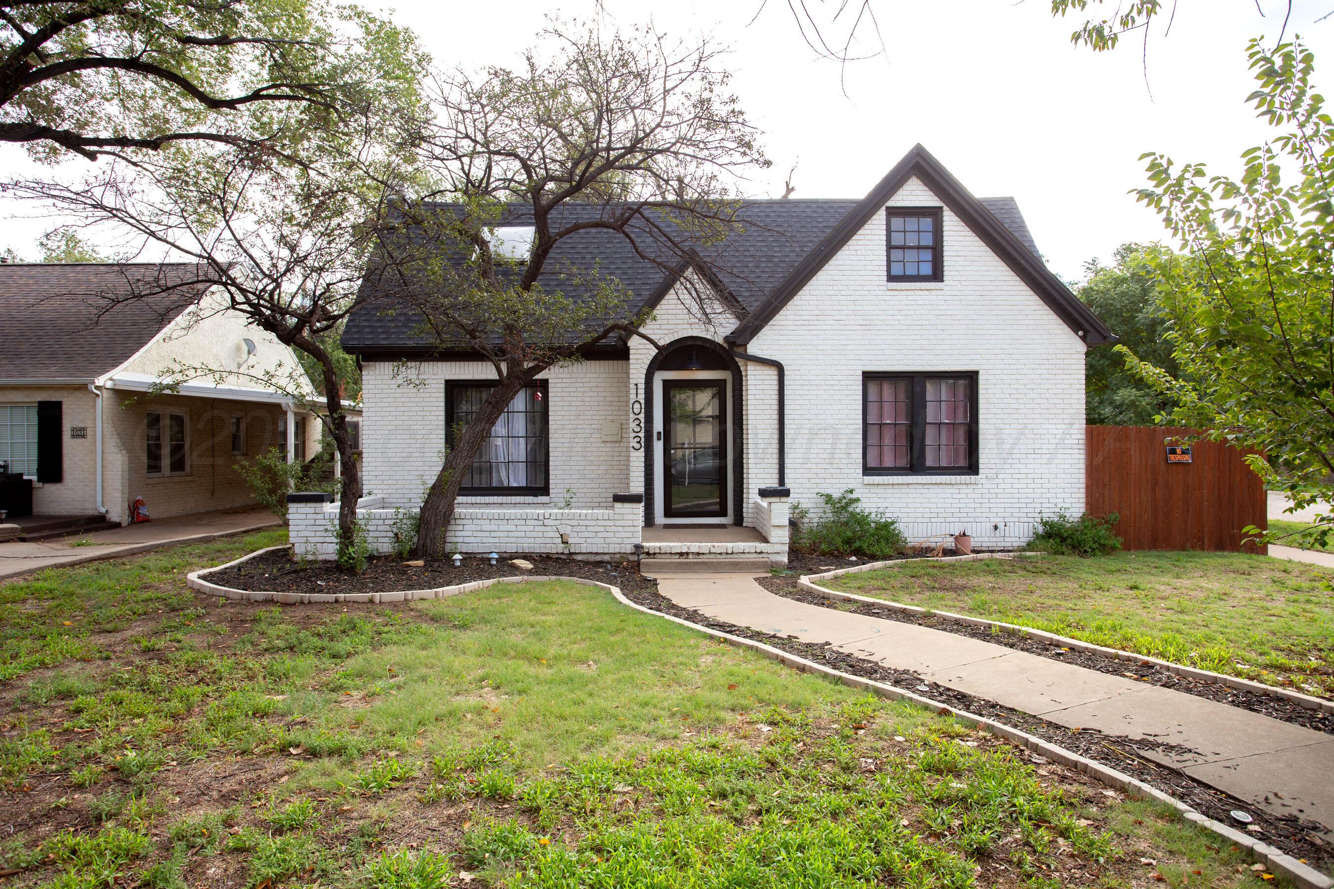 1033 Bowie Street Property Photo 1
