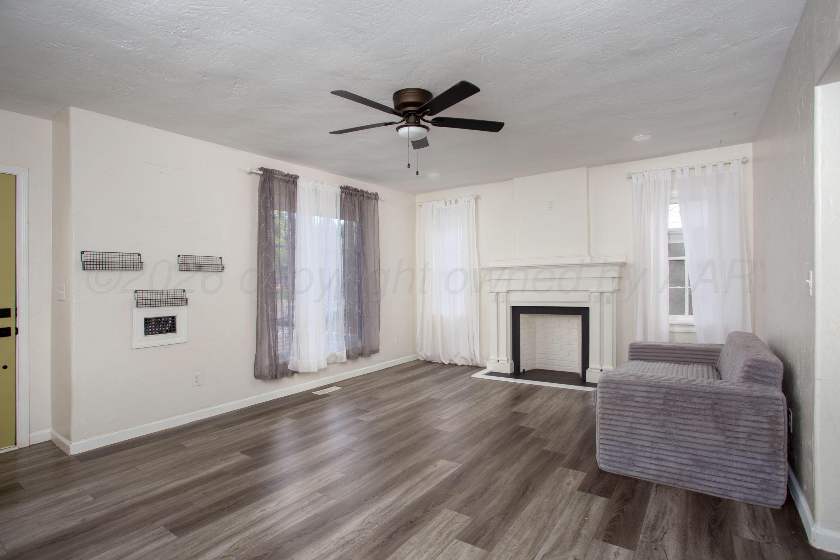 1033 Bowie Street Property Photo 22