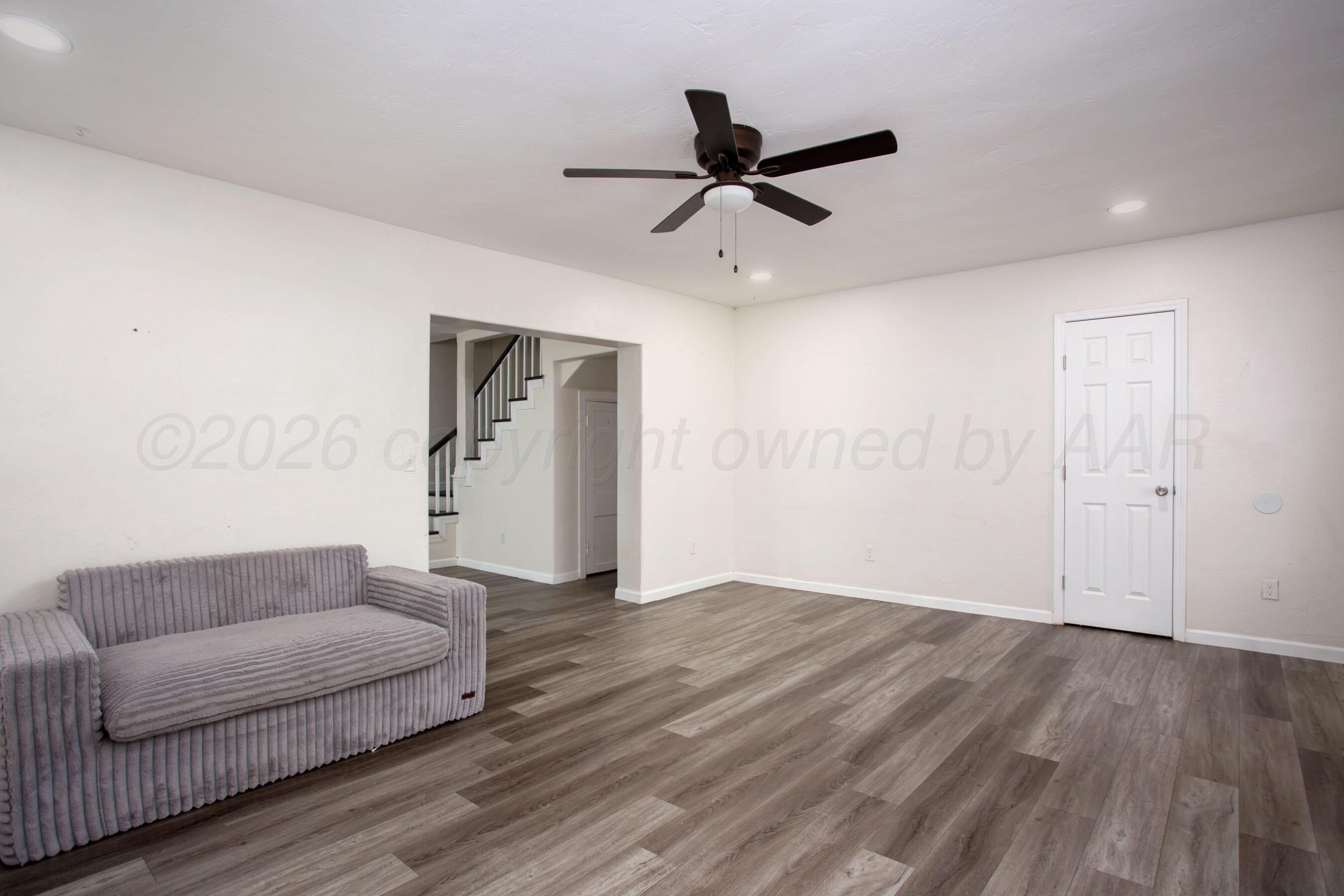 1033 Bowie Street Property Photo 23