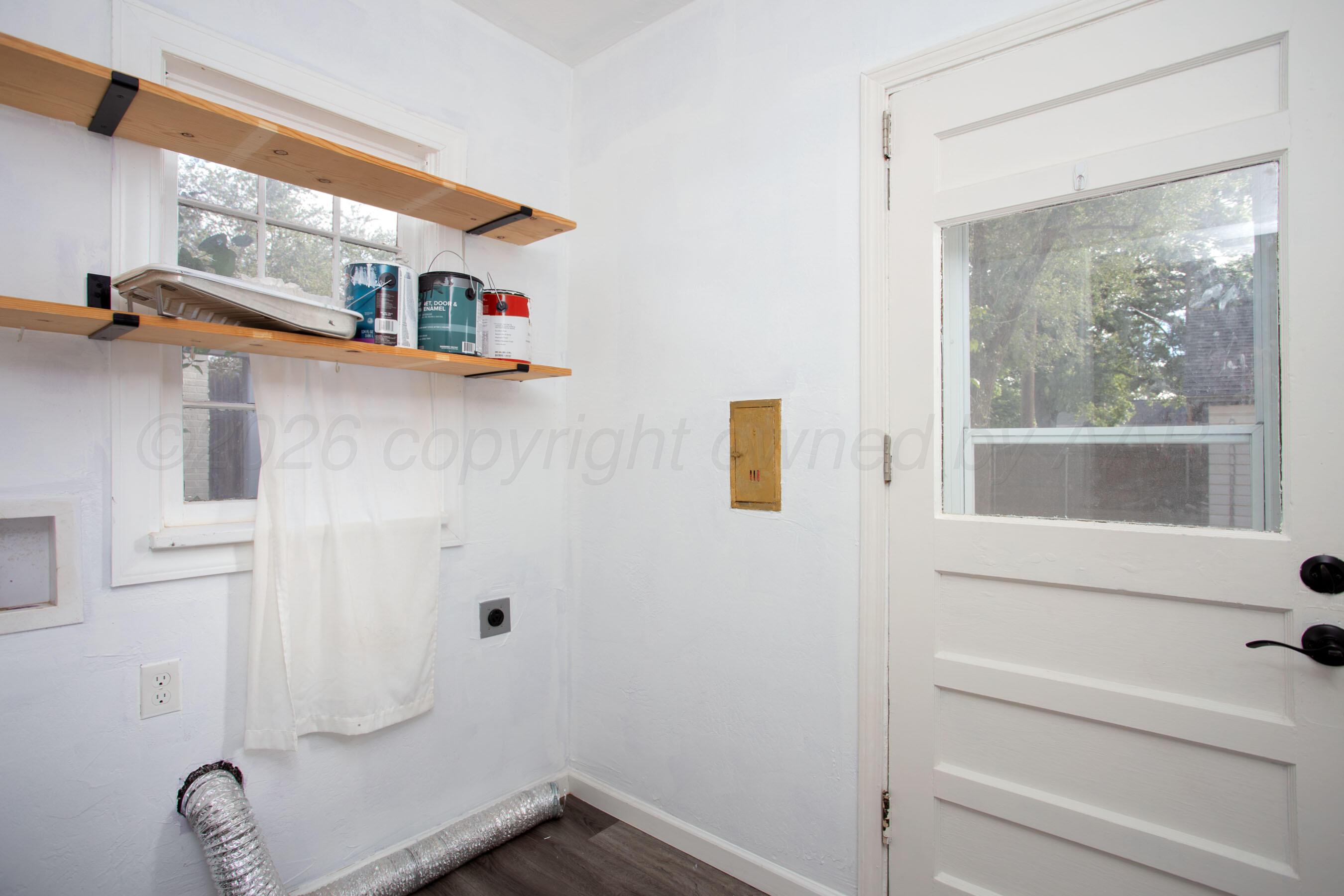 1033 Bowie Street Property Photo 27