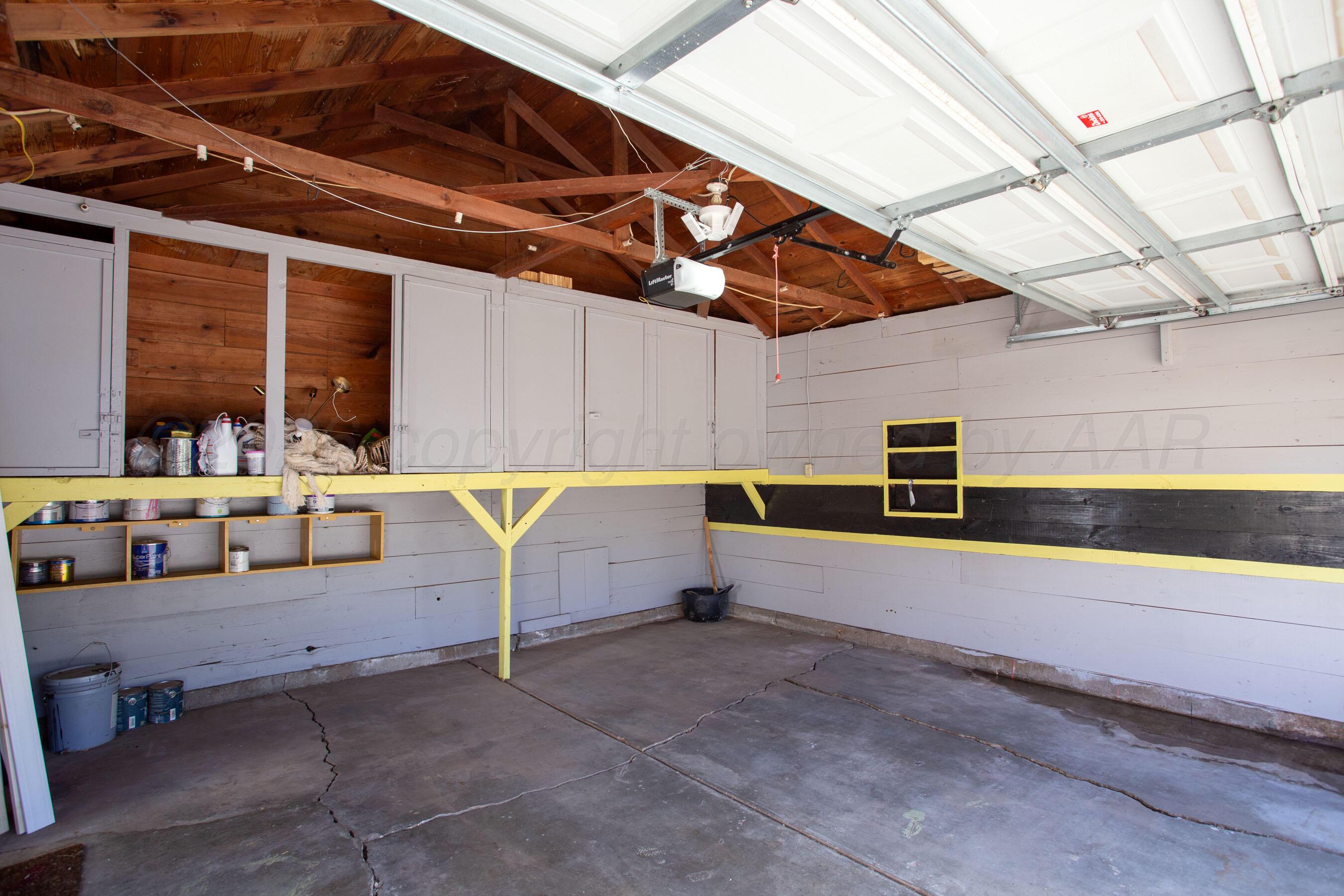 1033 Bowie Street Property Photo 35