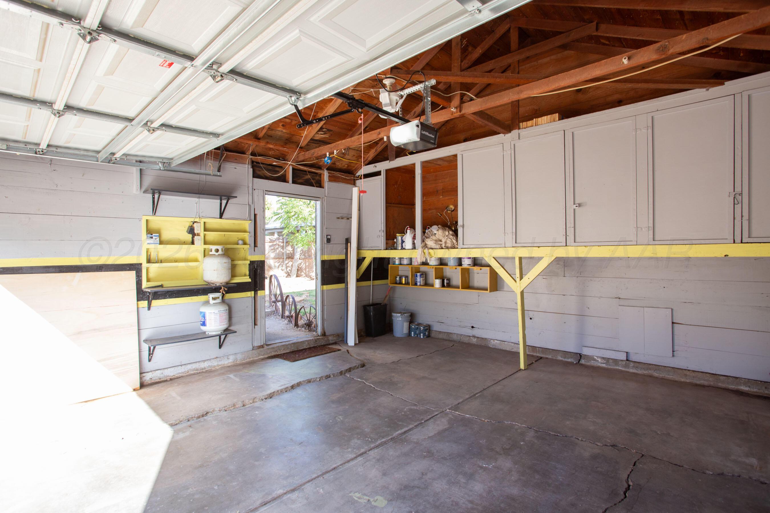 1033 Bowie Street Property Photo 37