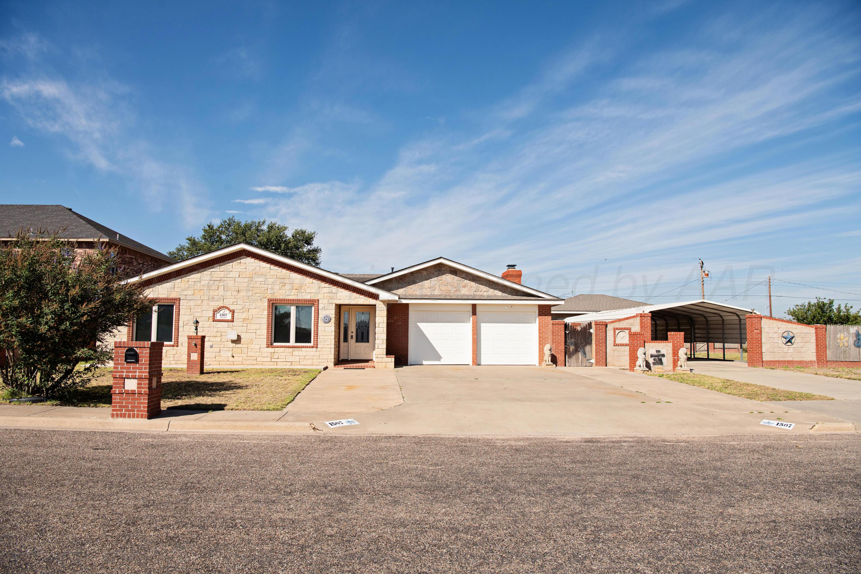 1507 N Irving Street Property Photo 1