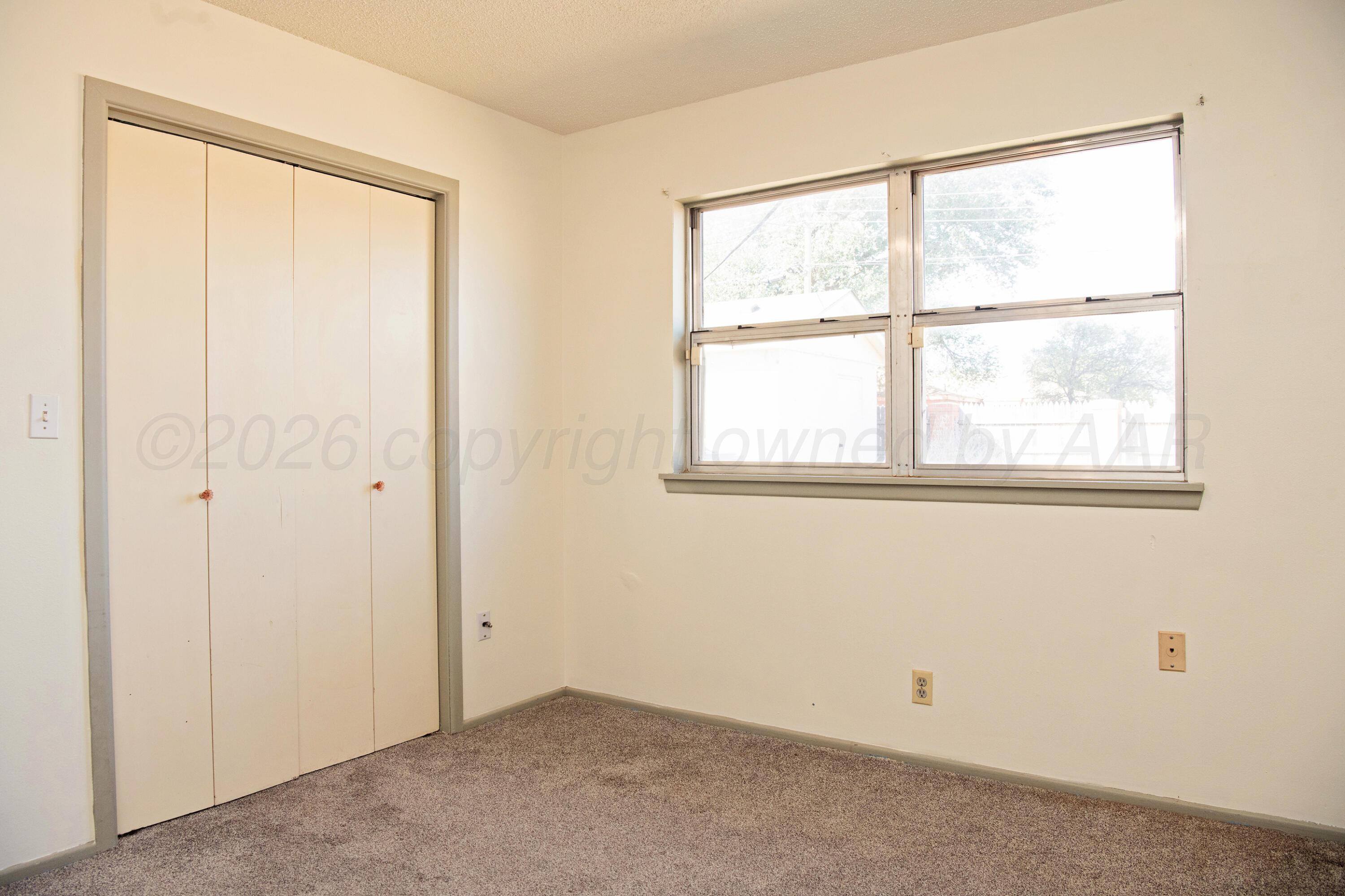 1507 N Irving Street Property Photo 11