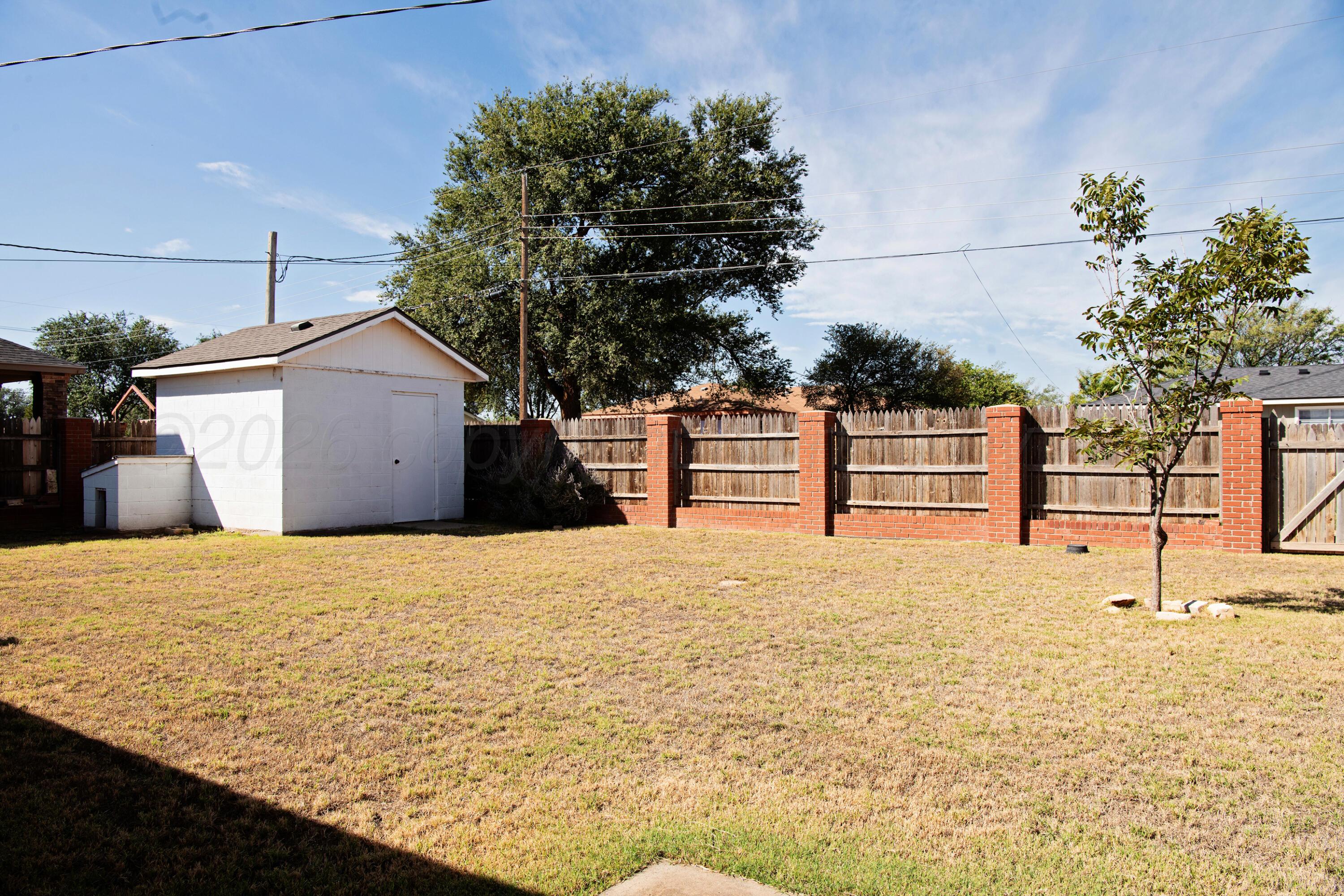1507 N Irving Street Property Photo 17