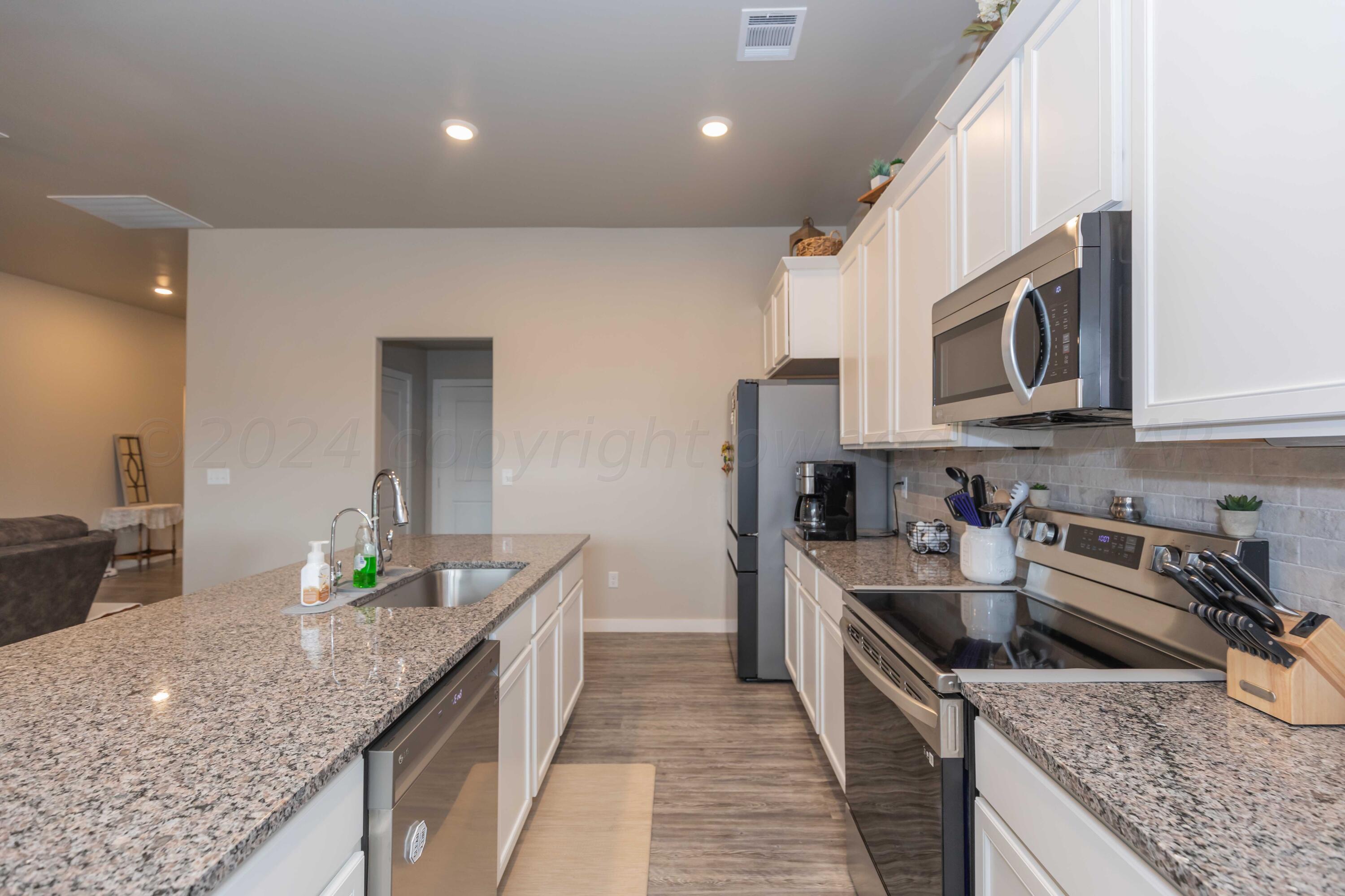 1839 Montaluse Road Property Photo 10